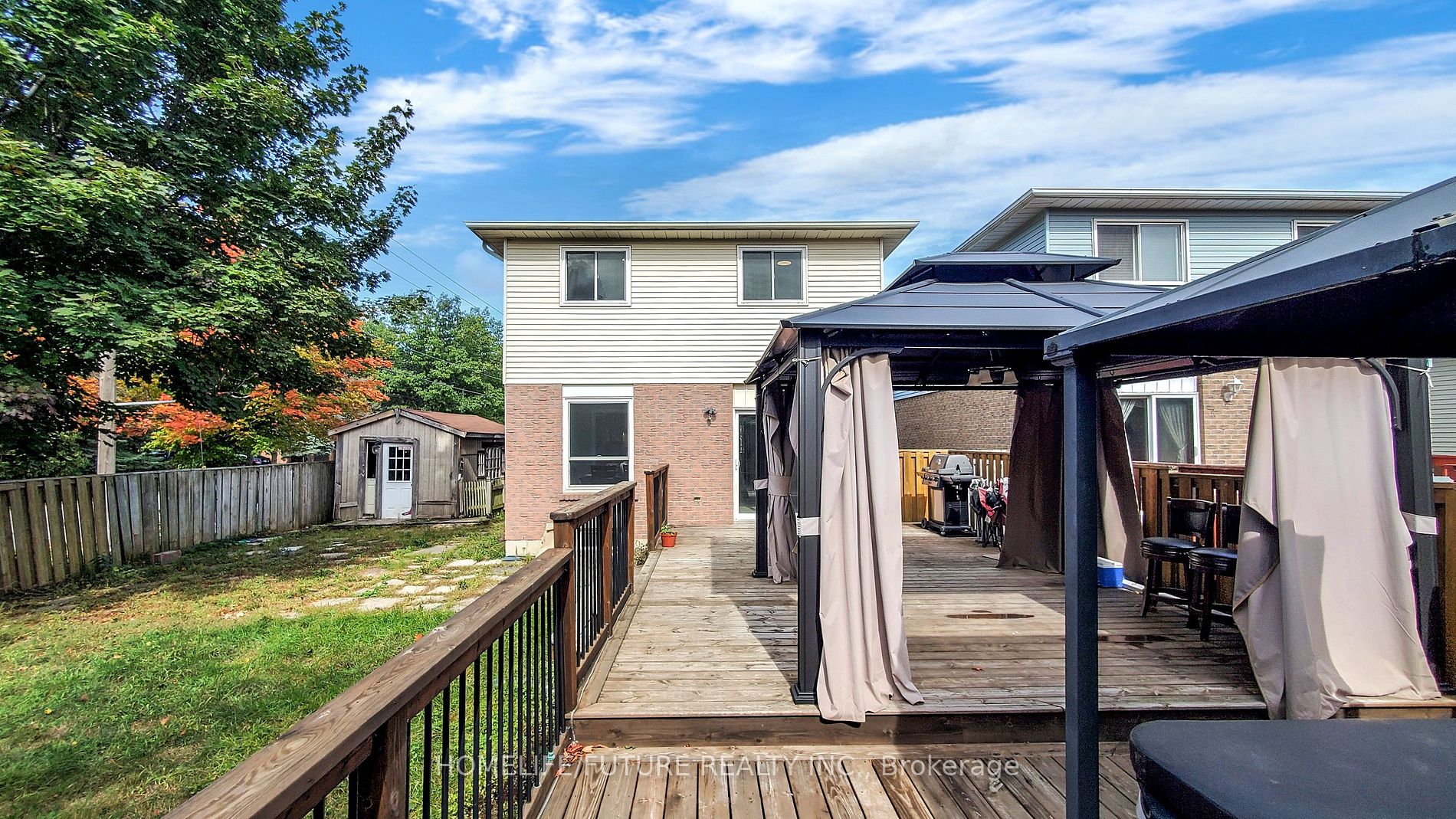 1 Hartsfield Dr