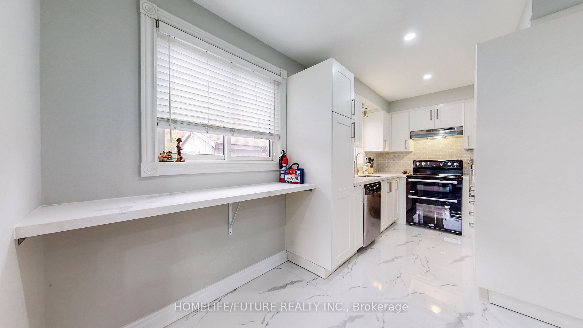 1 Hartsfield Dr