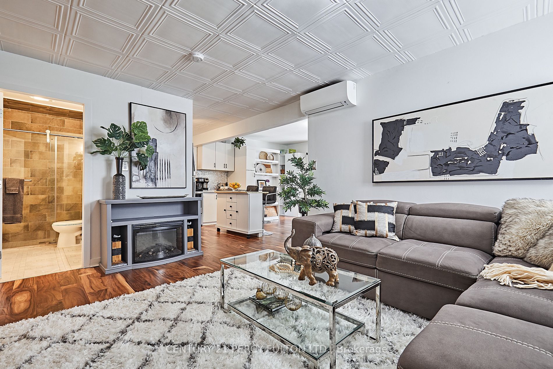 45 Tudor Ave