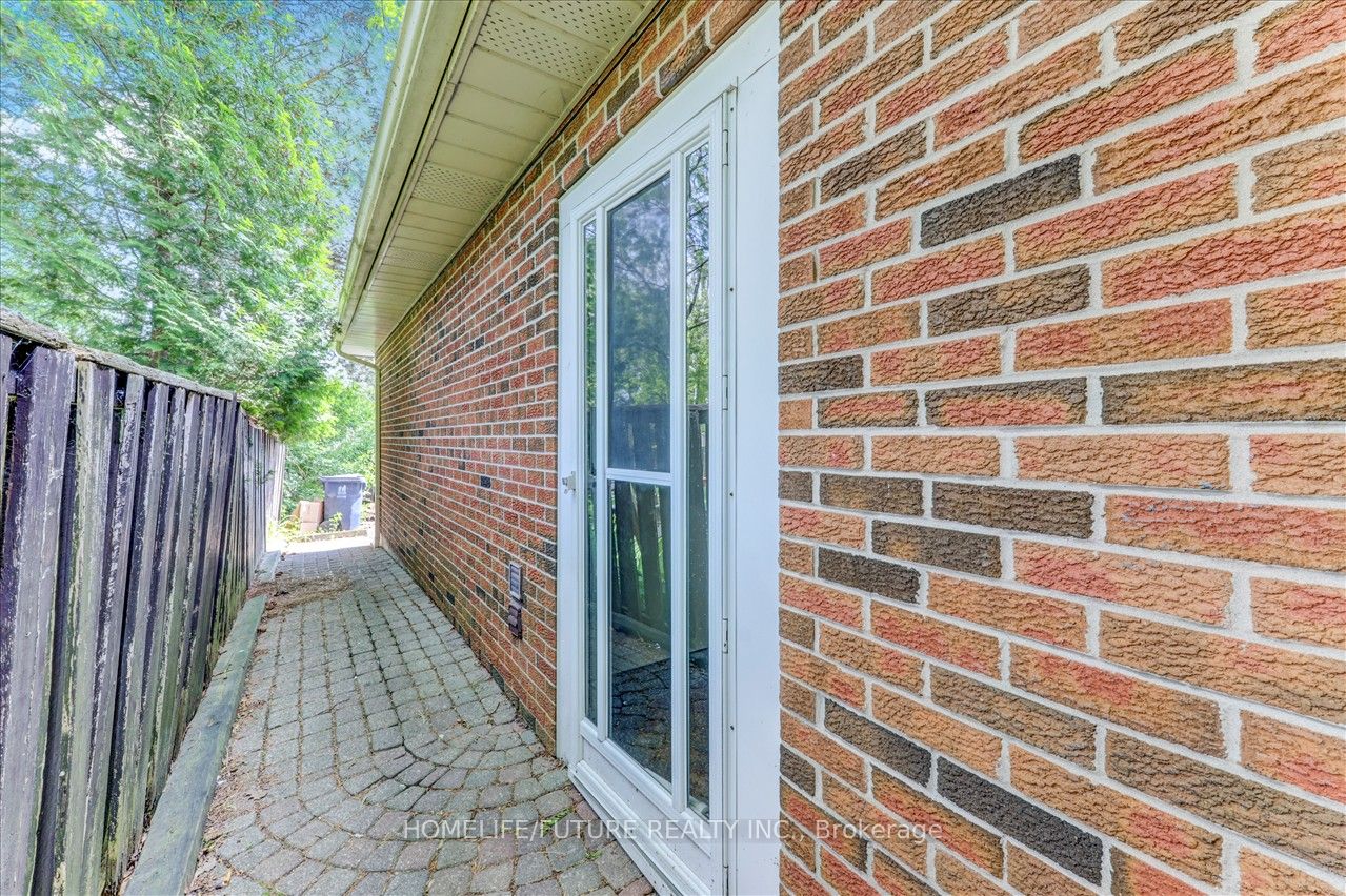 172 Lawson Road
