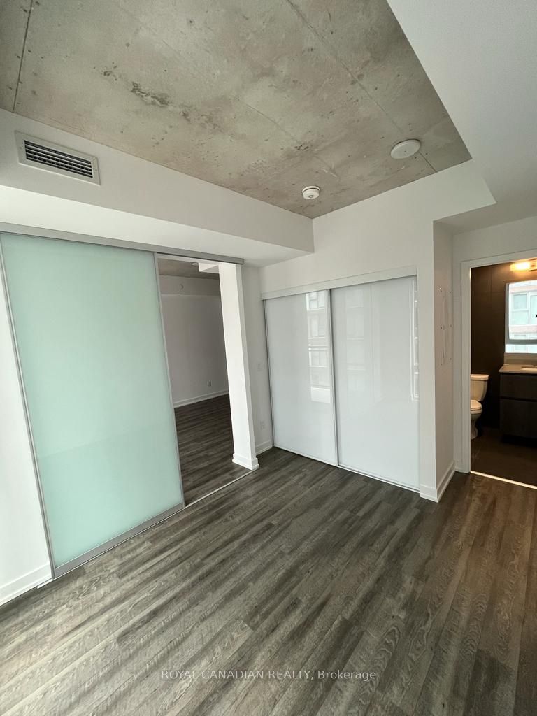 45 Baseball Pl, #403