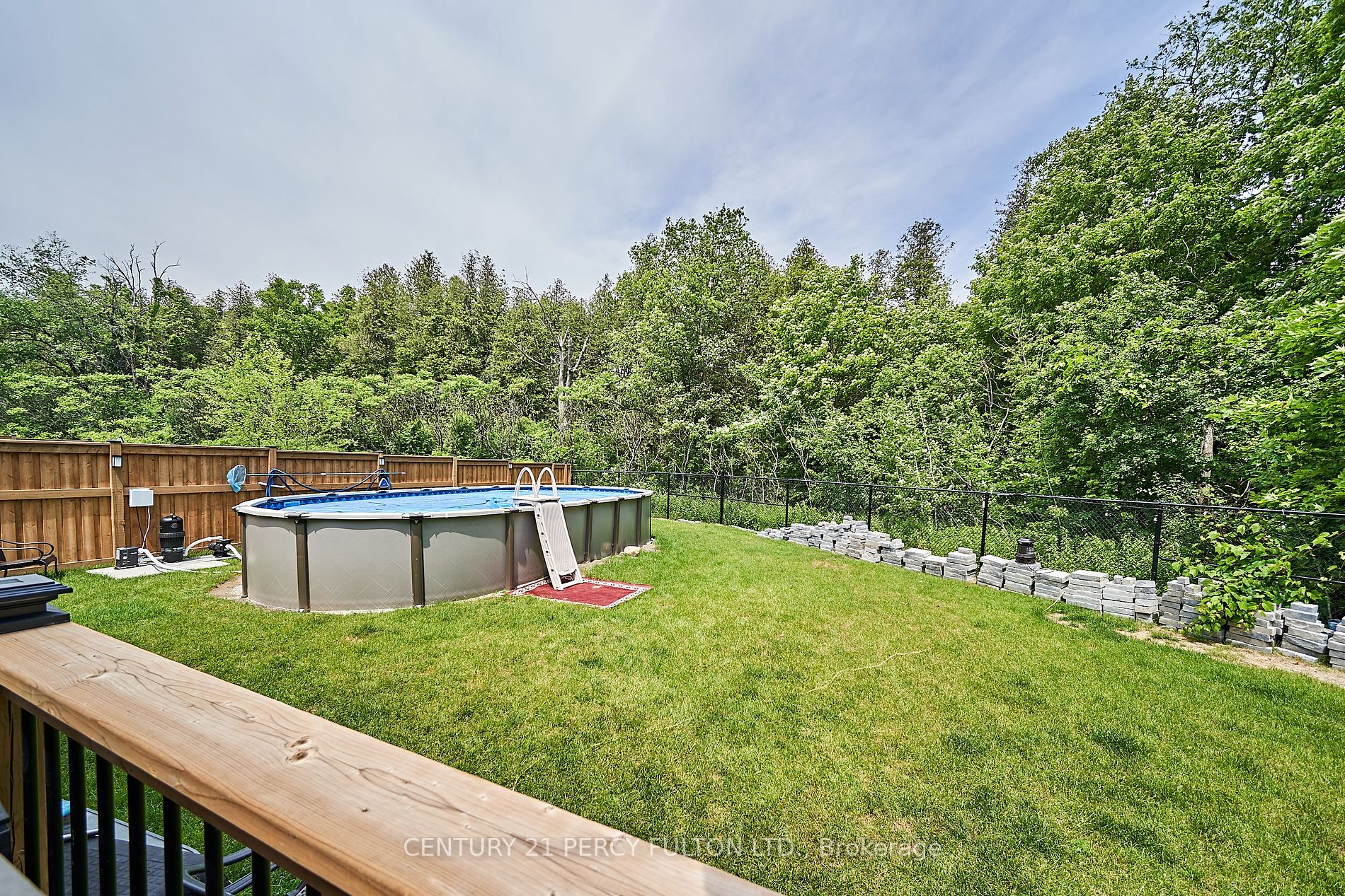 43 Harry Lee Crescent