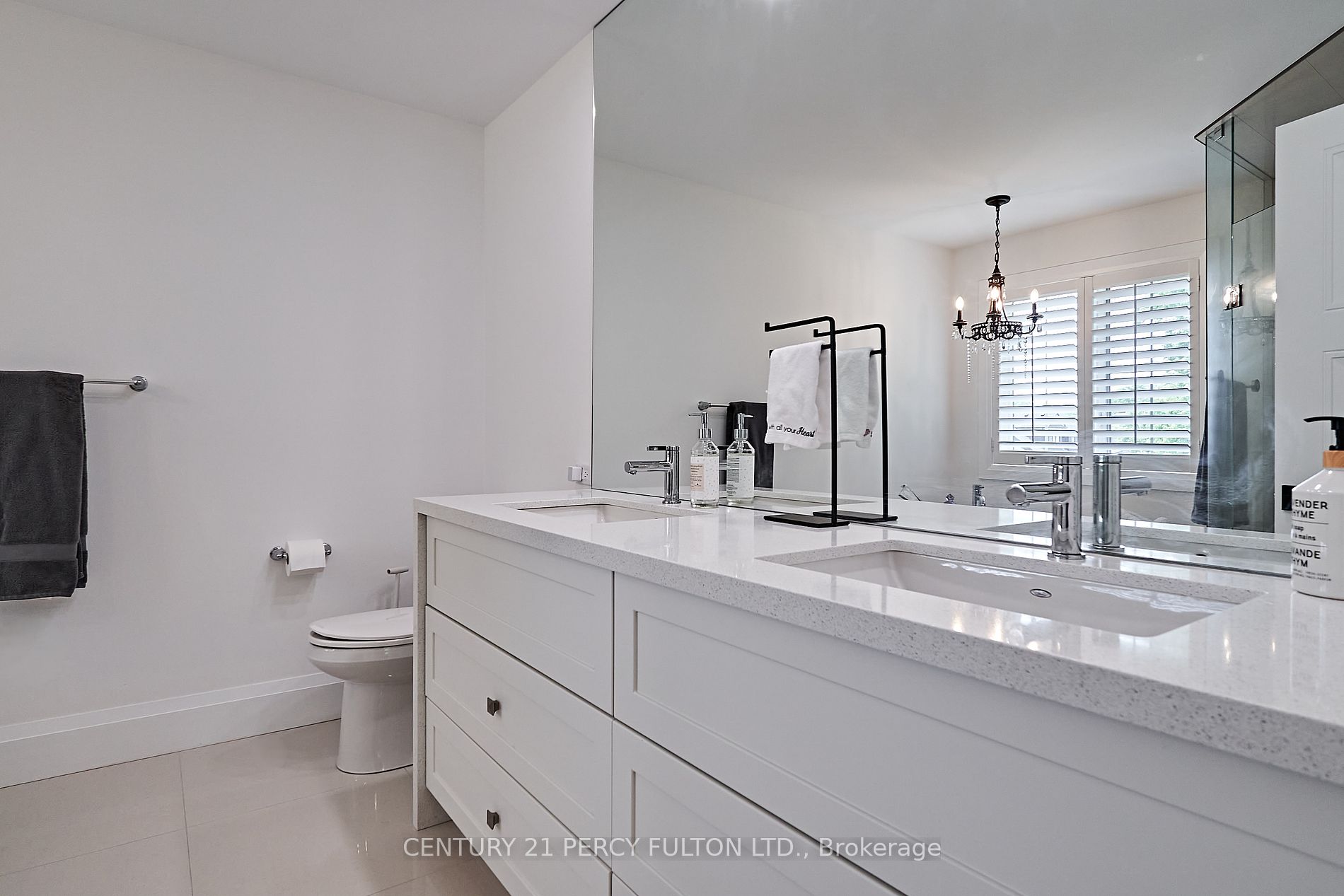 43 Harry Lee Crescent