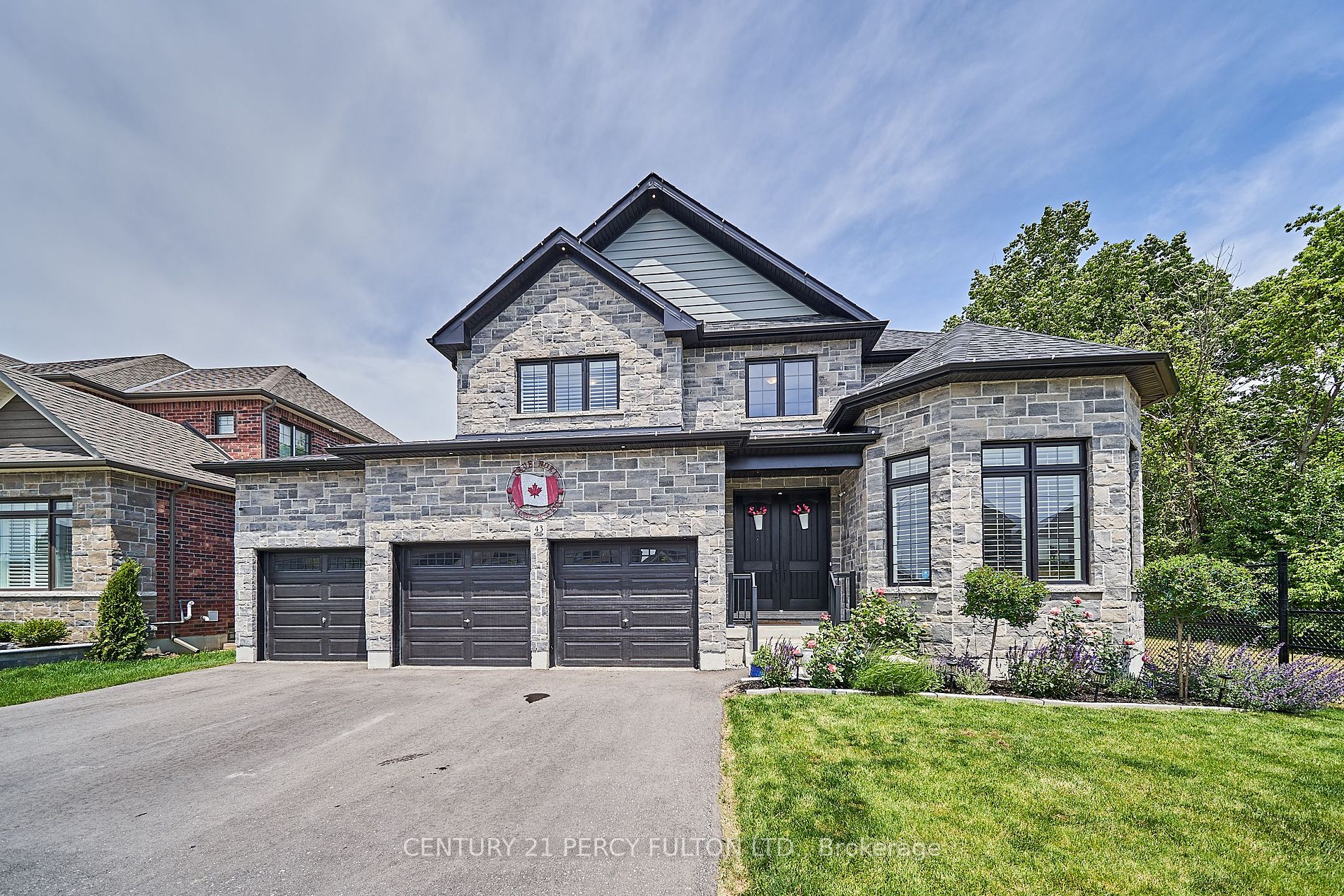 43 Harry Lee Crescent