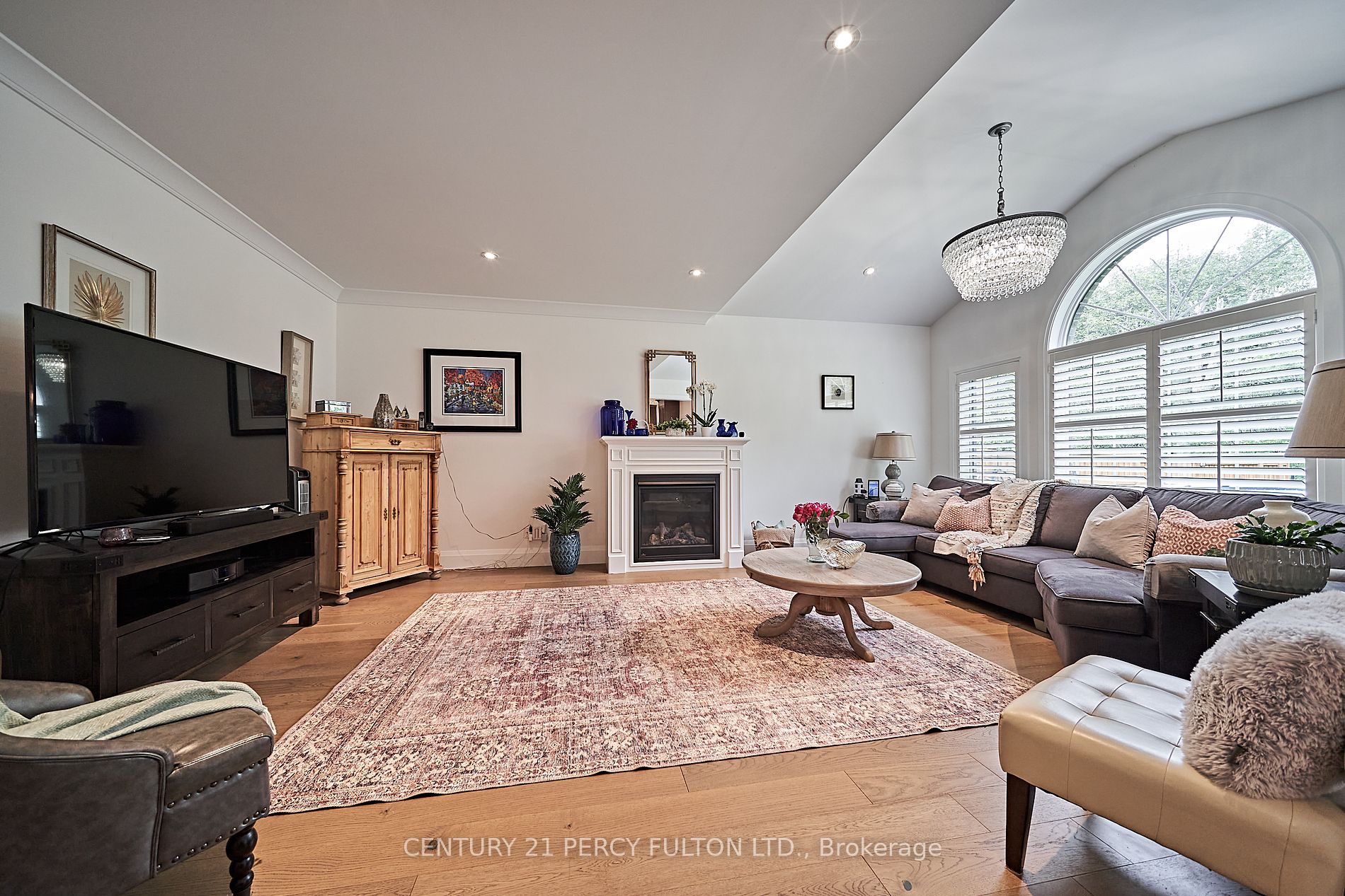 43 Harry Lee Crescent