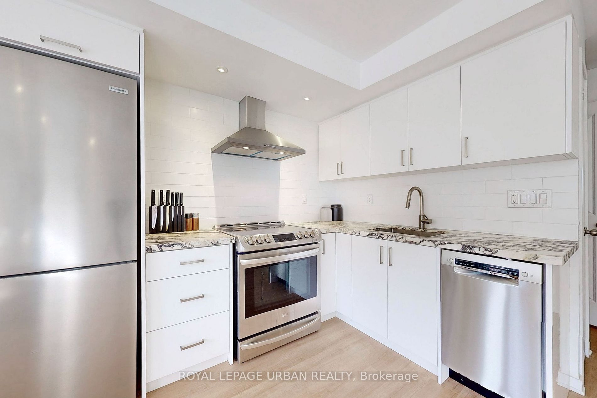 76 Munro Street #2