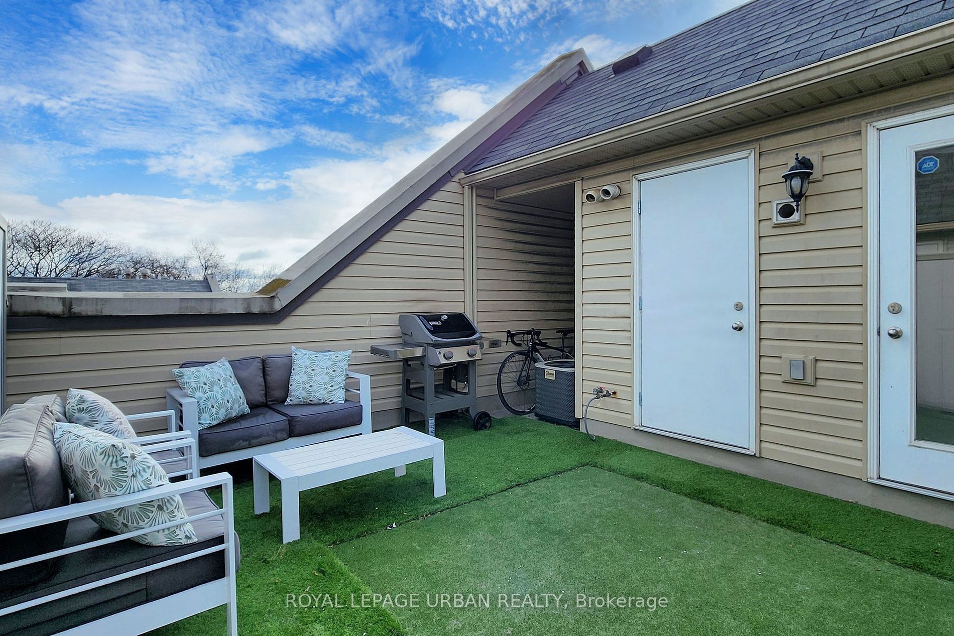 76 Munro Street #2