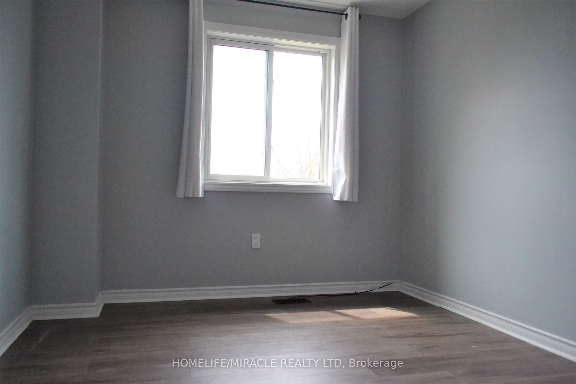 11 Fenwick Avenue