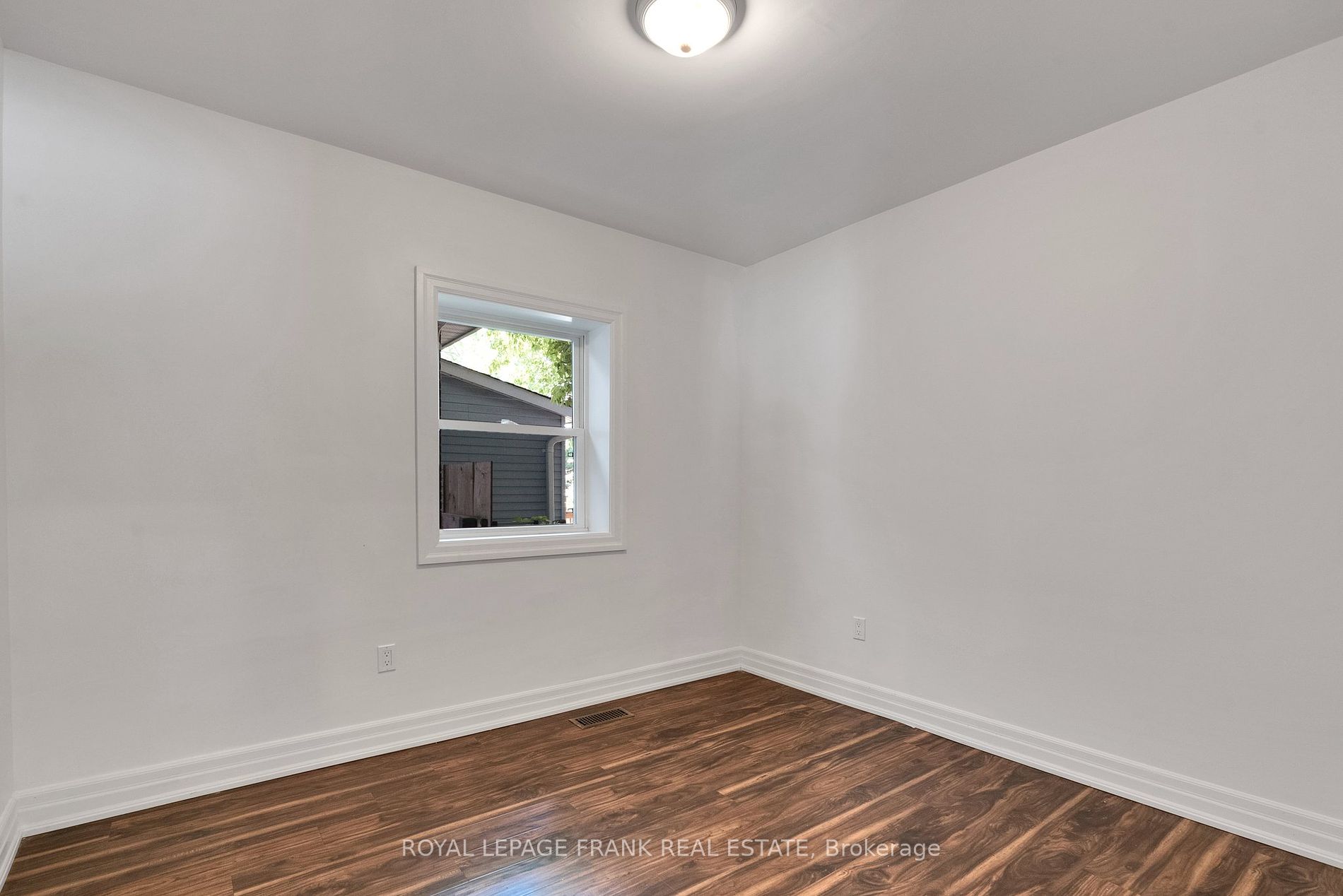 272 Burk St