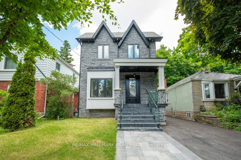 281 Warden Avenue
