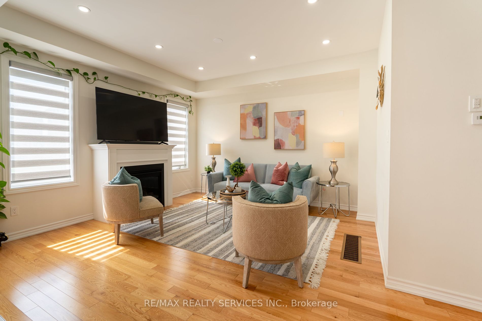 24 Hickling Lane