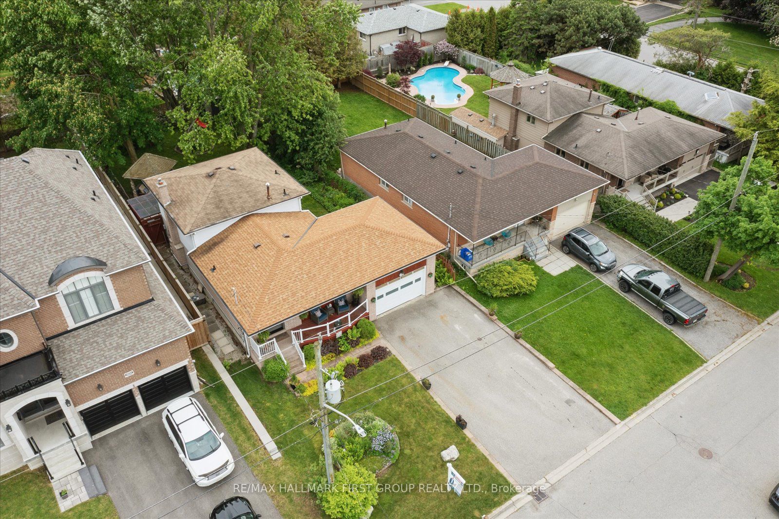 1283 Old Orchard Avenue
