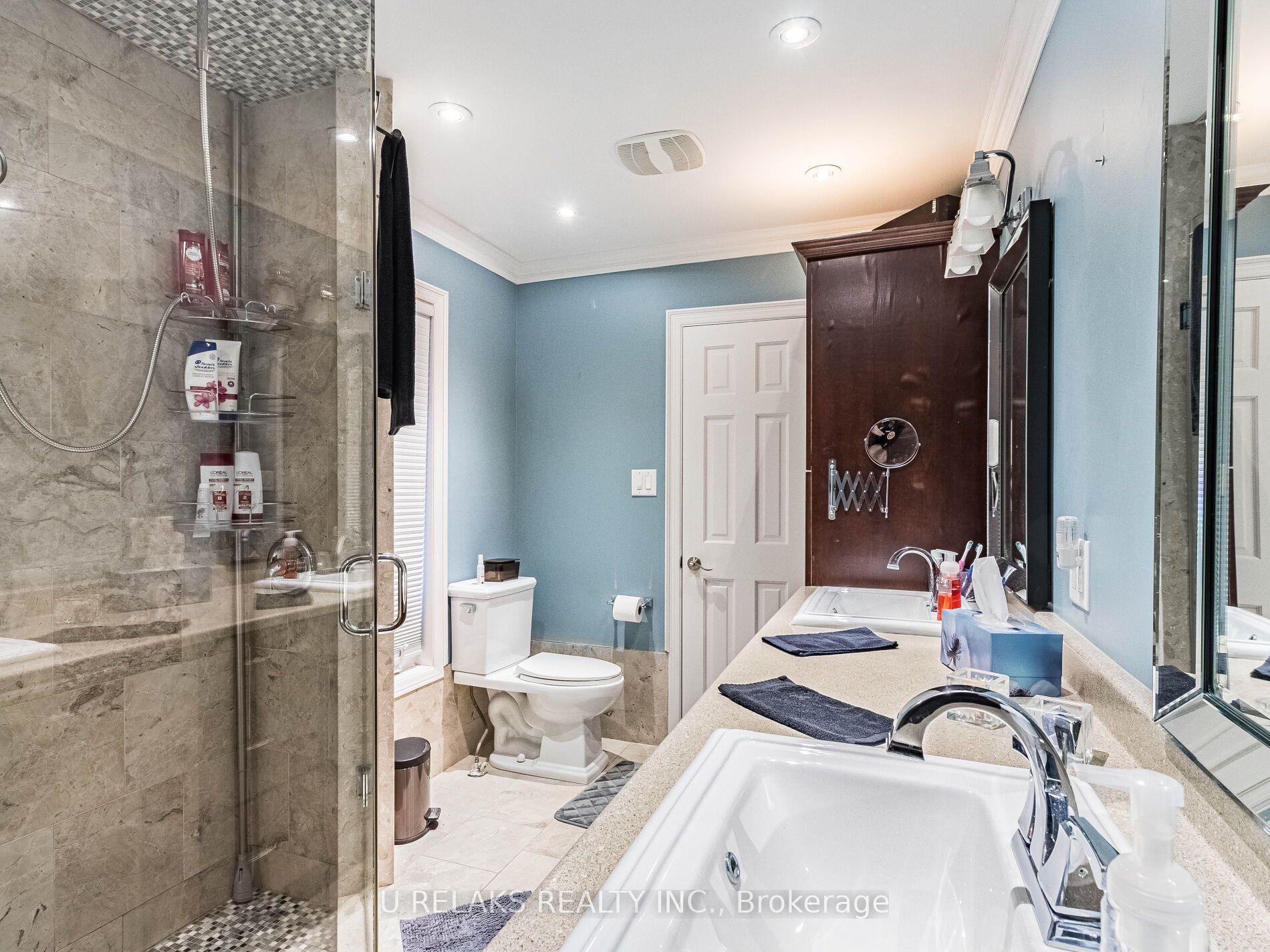 172 Melissa Crescent