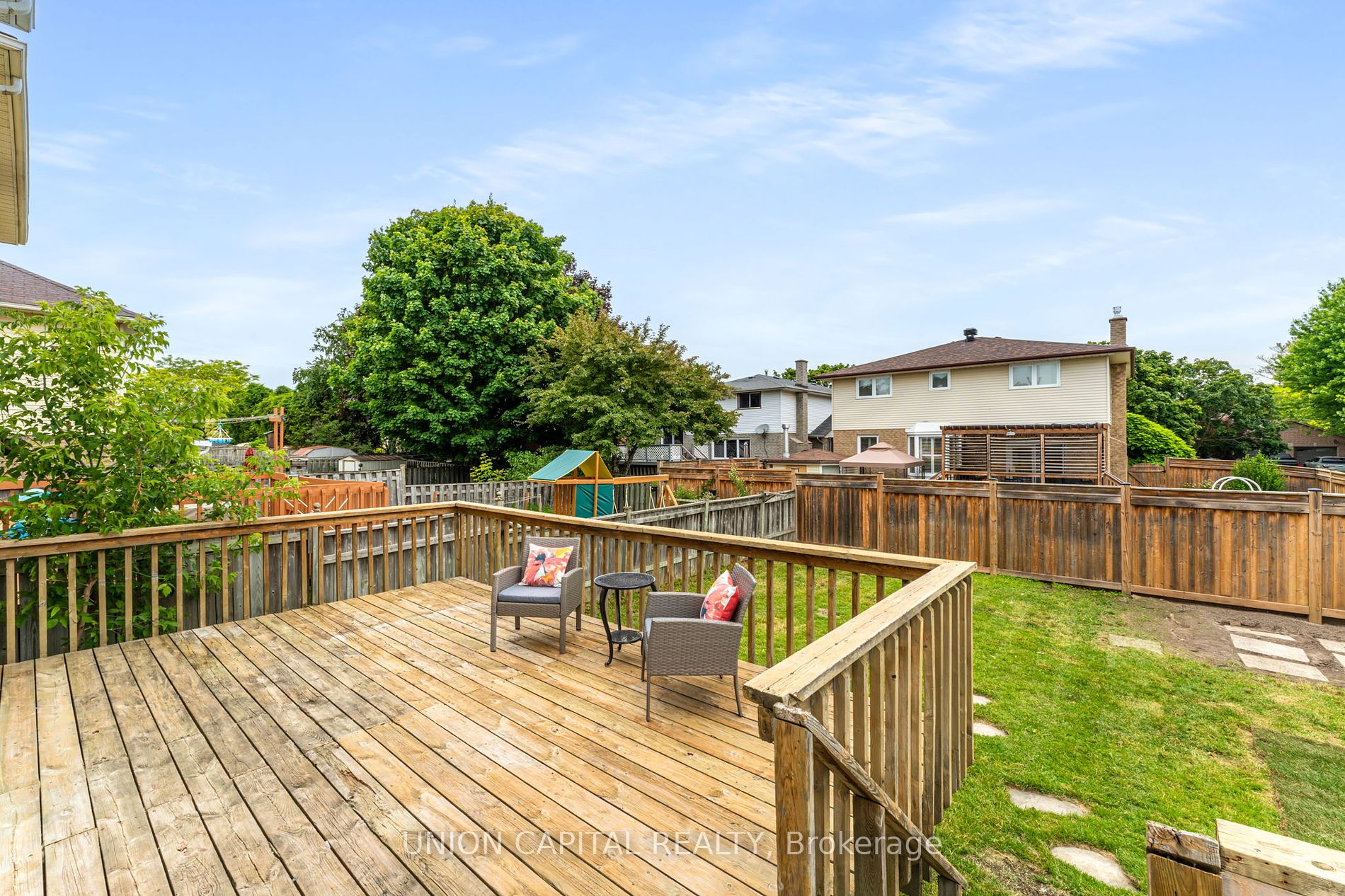 20 Empire Cres