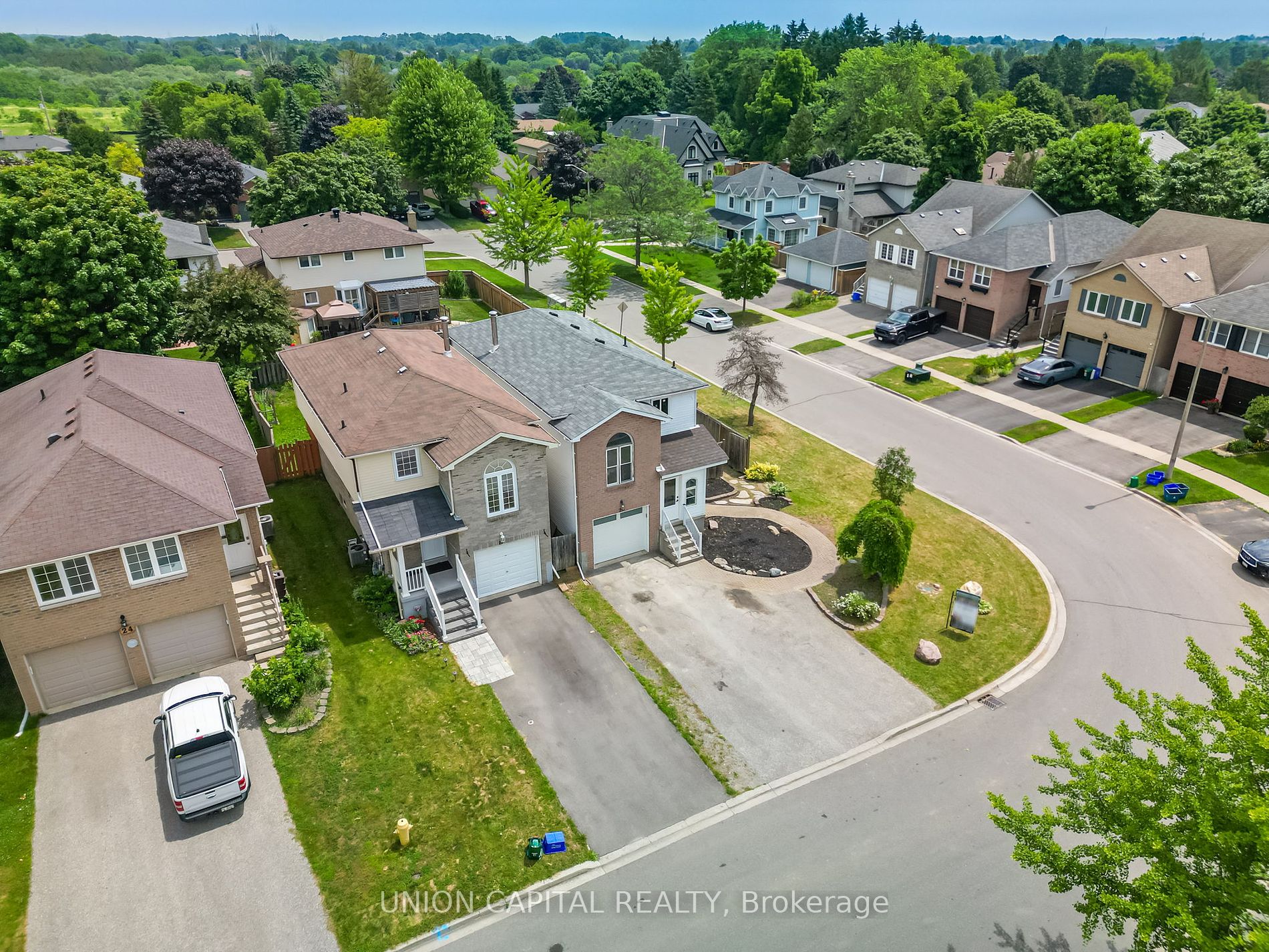 20 Empire Cres