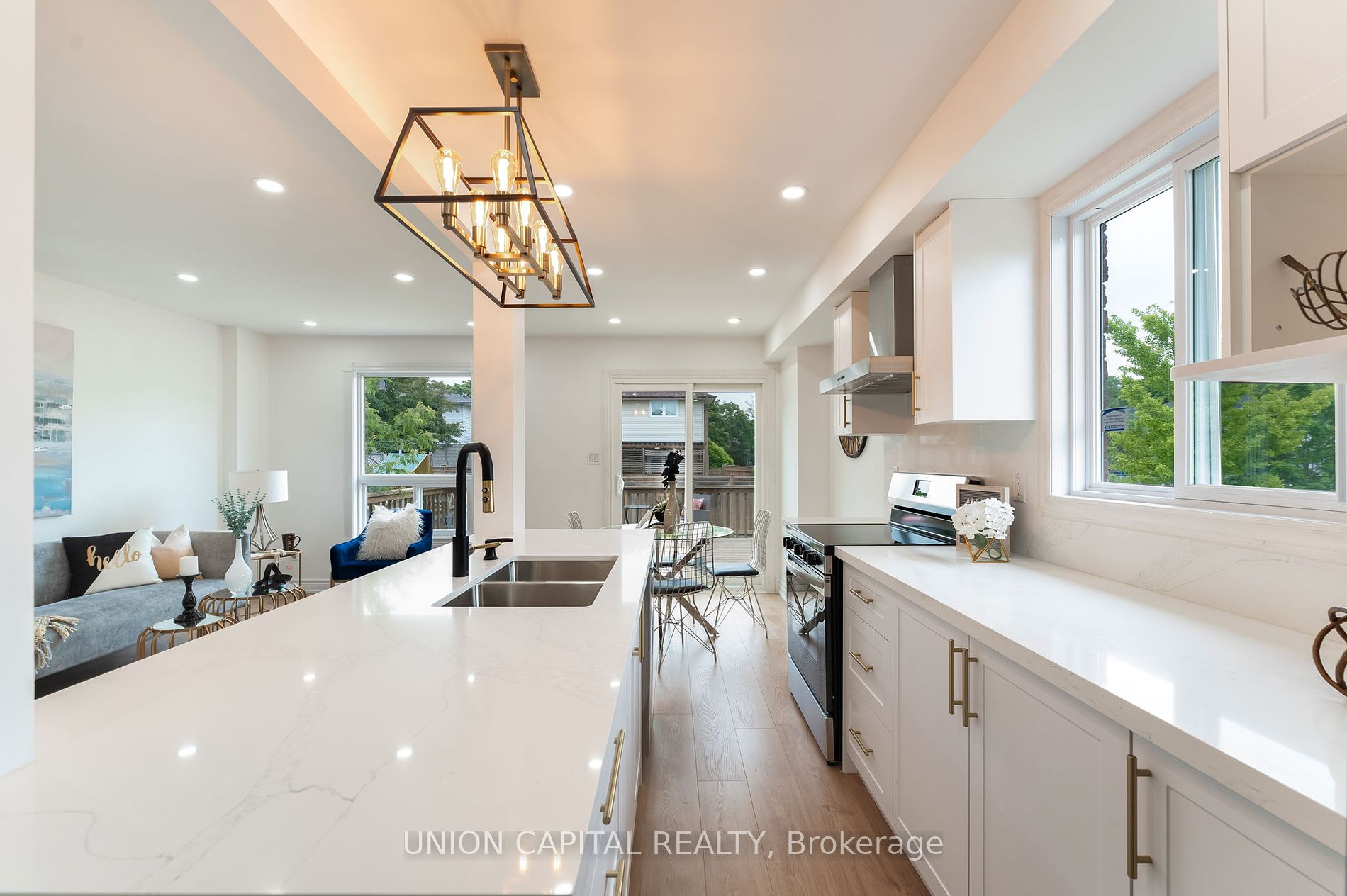 20 Empire Cres