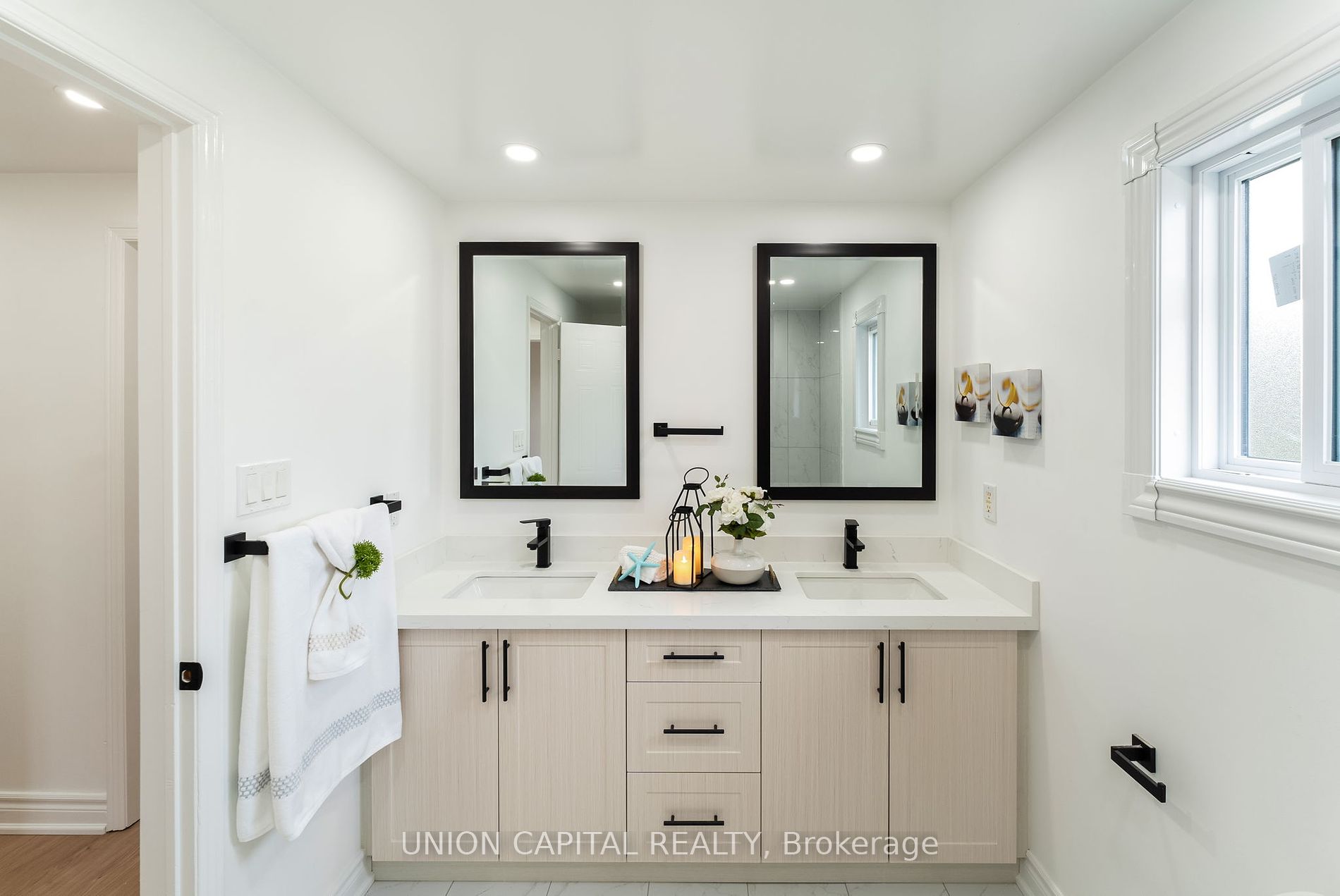 20 Empire Cres