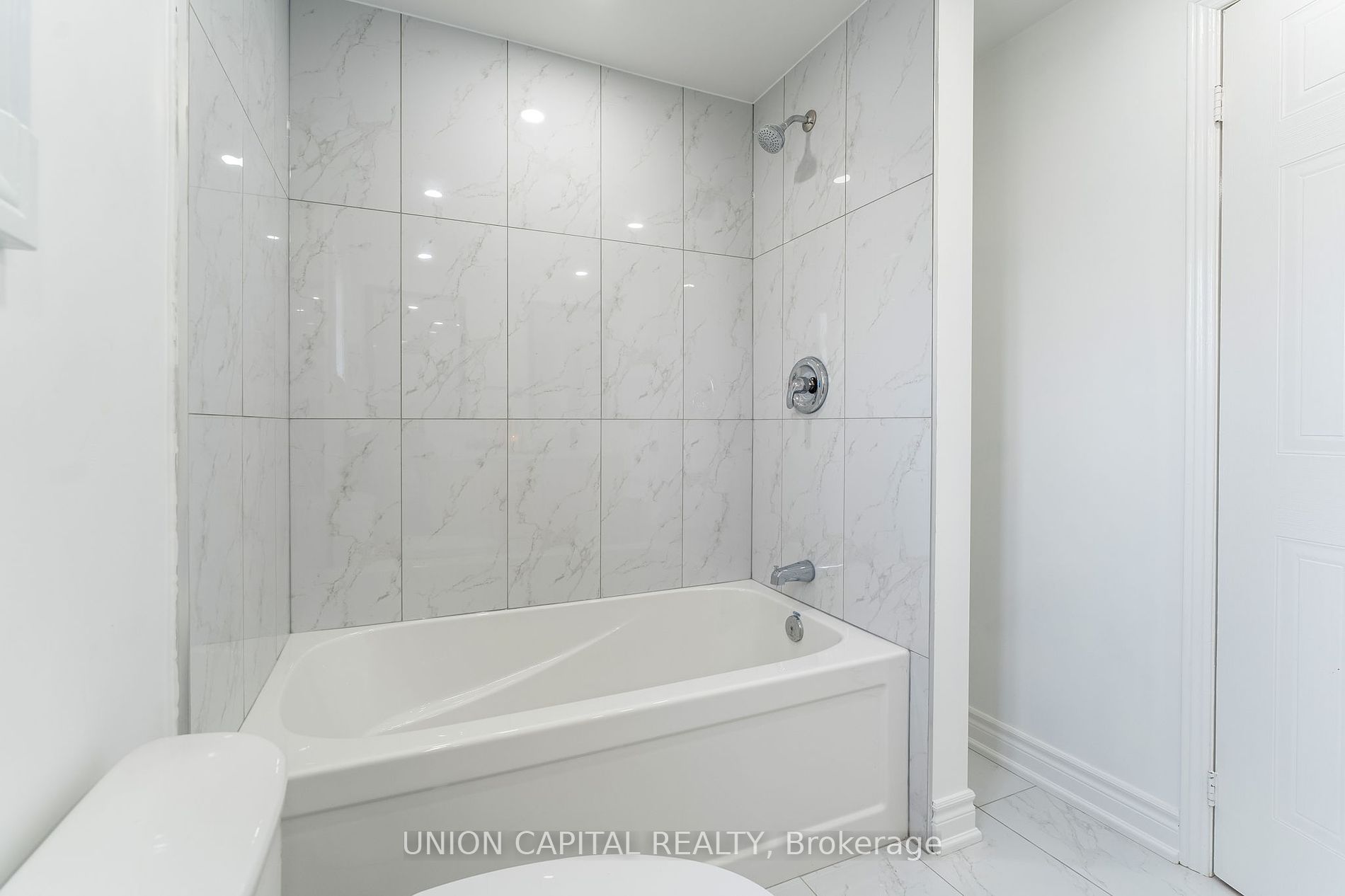 20 Empire Cres