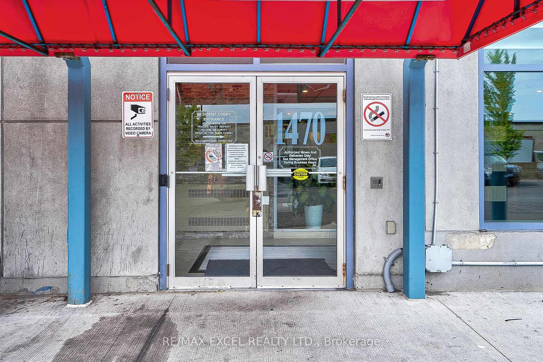 1470 Midland Ave, #409