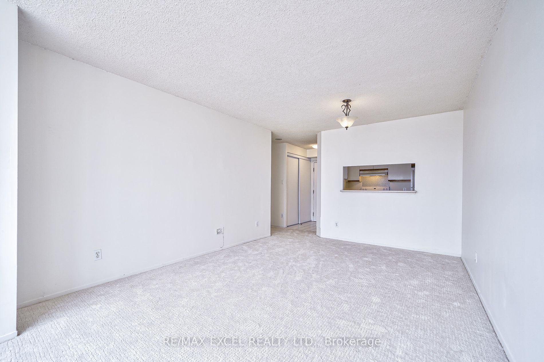 1470 Midland Ave, #409