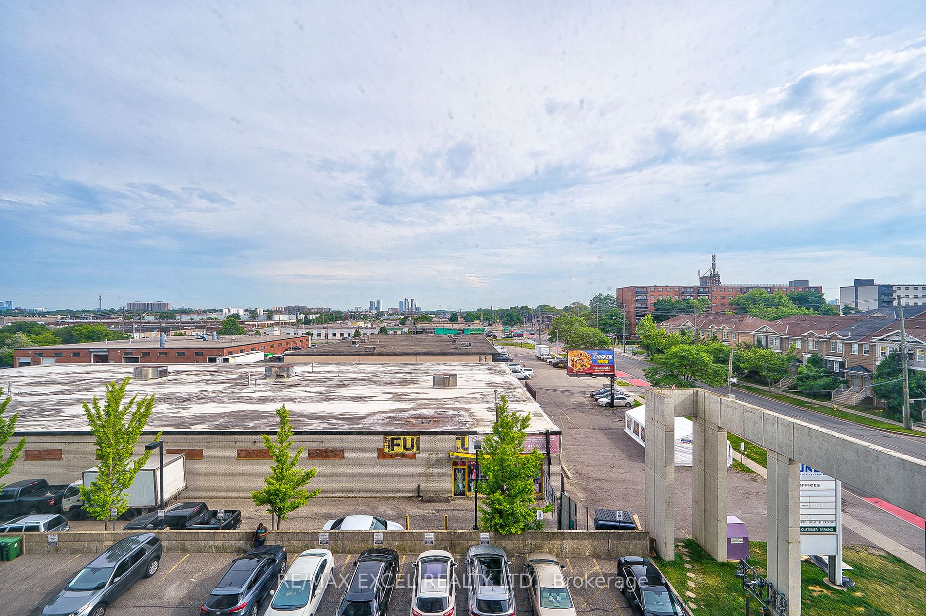 1470 Midland Ave, #409