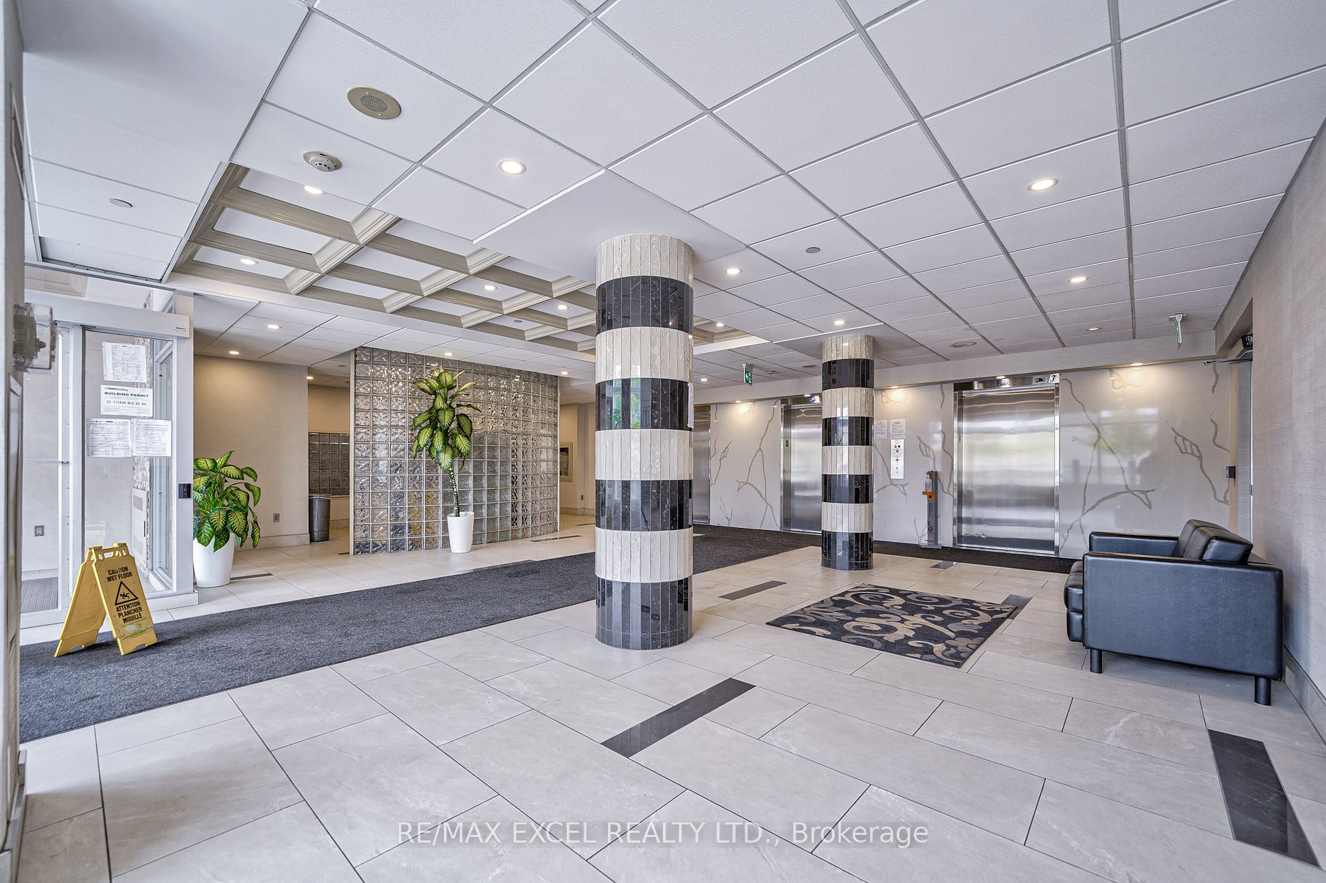 1470 Midland Ave, #409