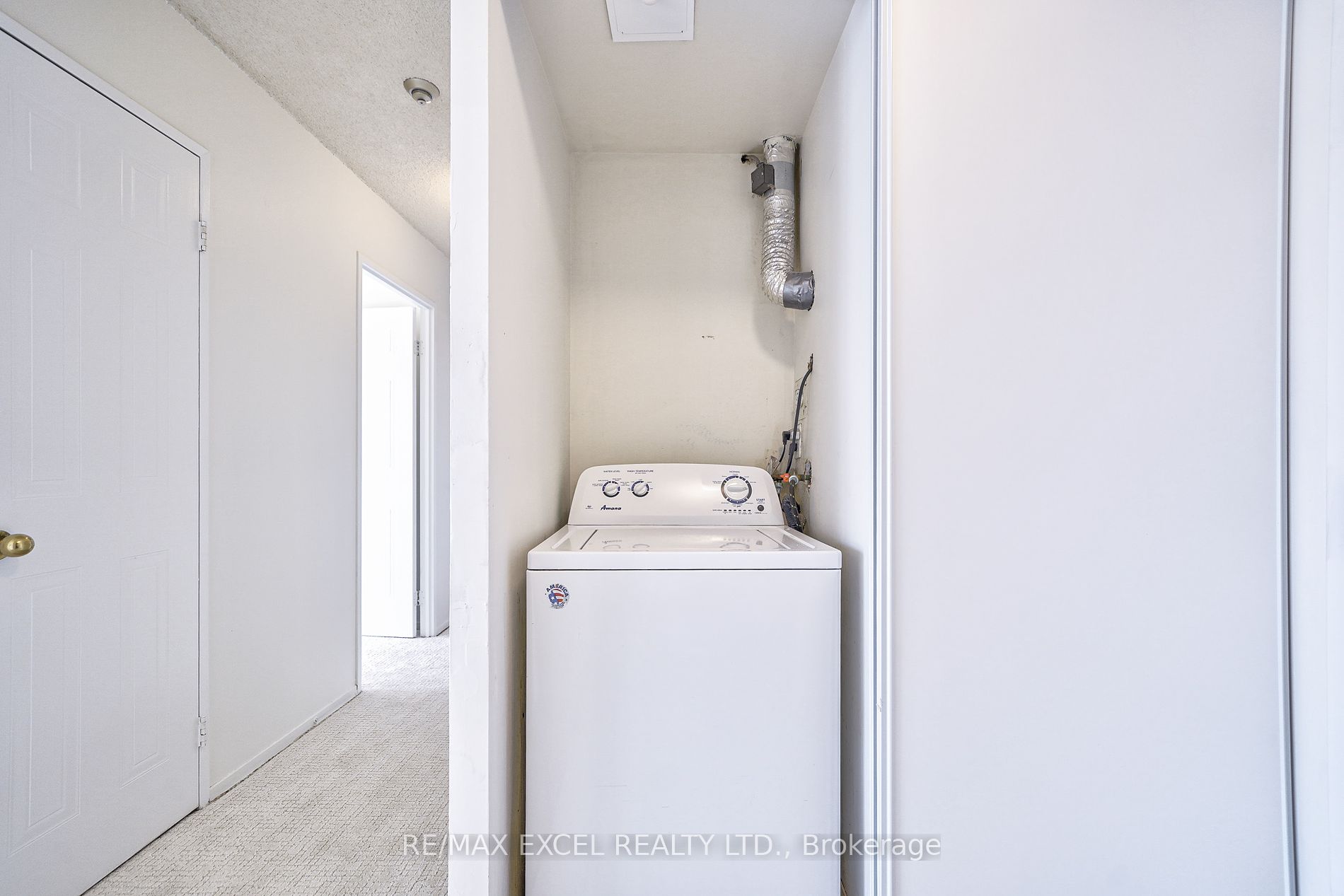 1470 Midland Ave, #409