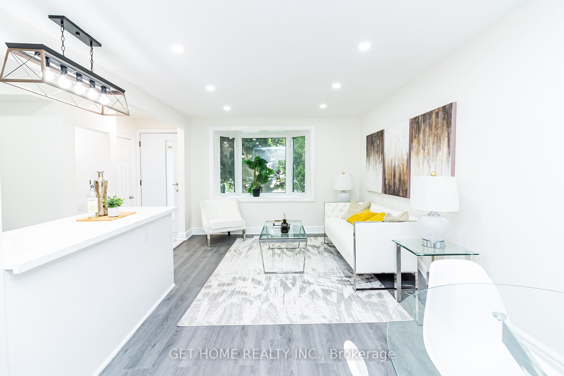 15 Vanbrugh Ave