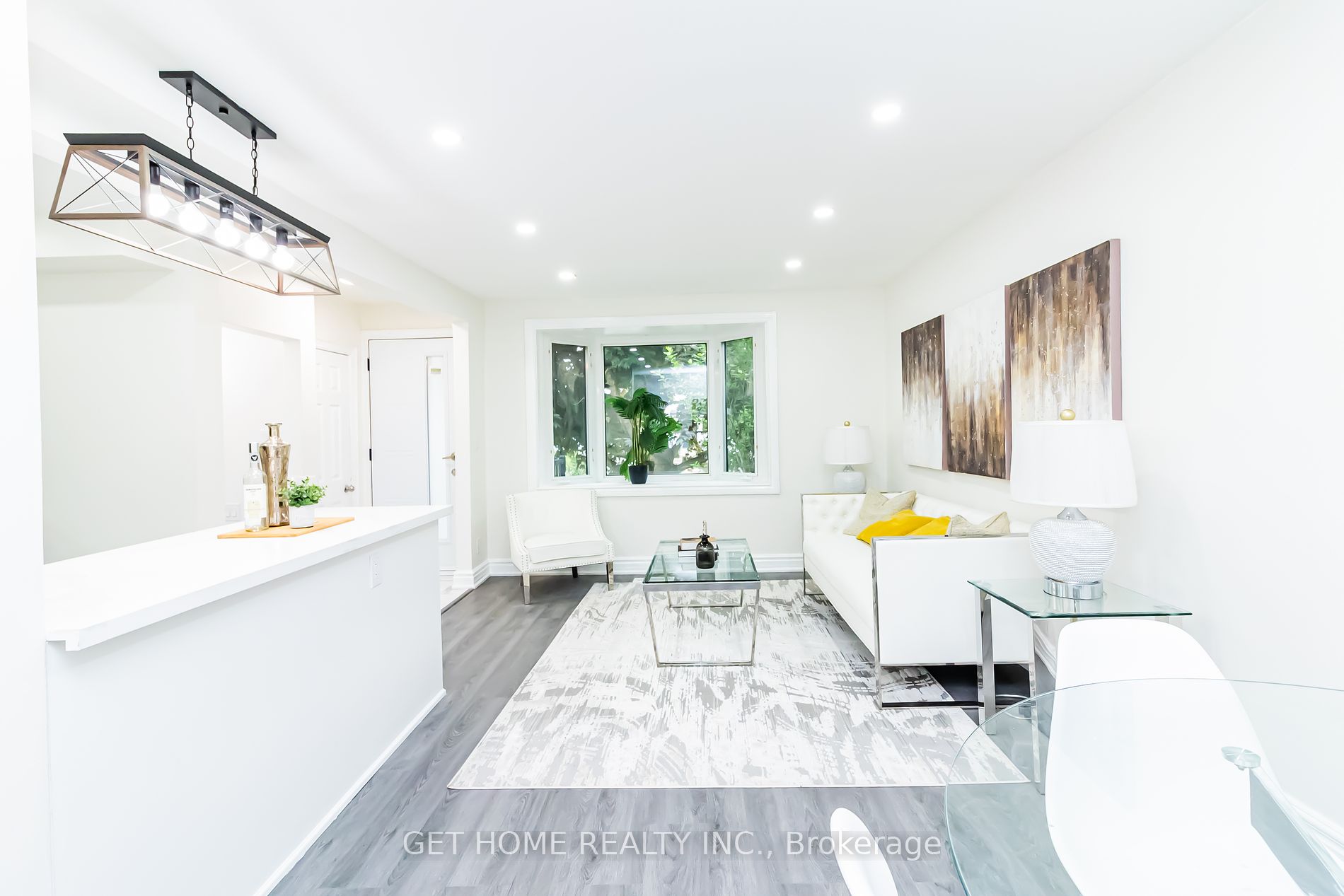 15 Vanbrugh Ave