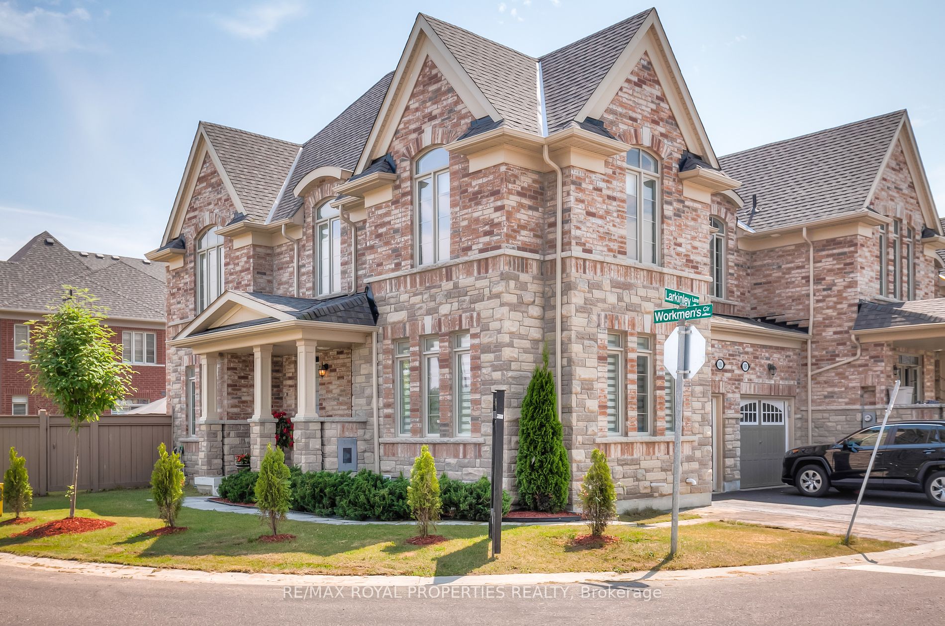 101 Larkinley Lane