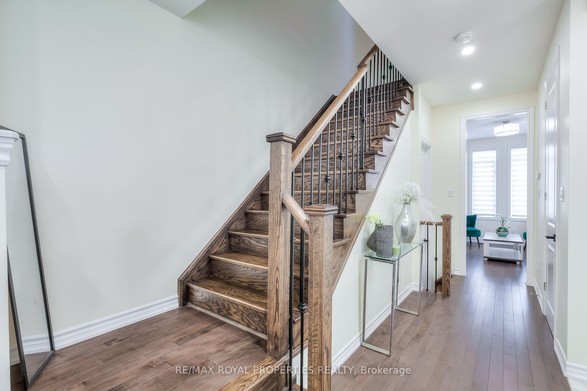 101 Larkinley Lane