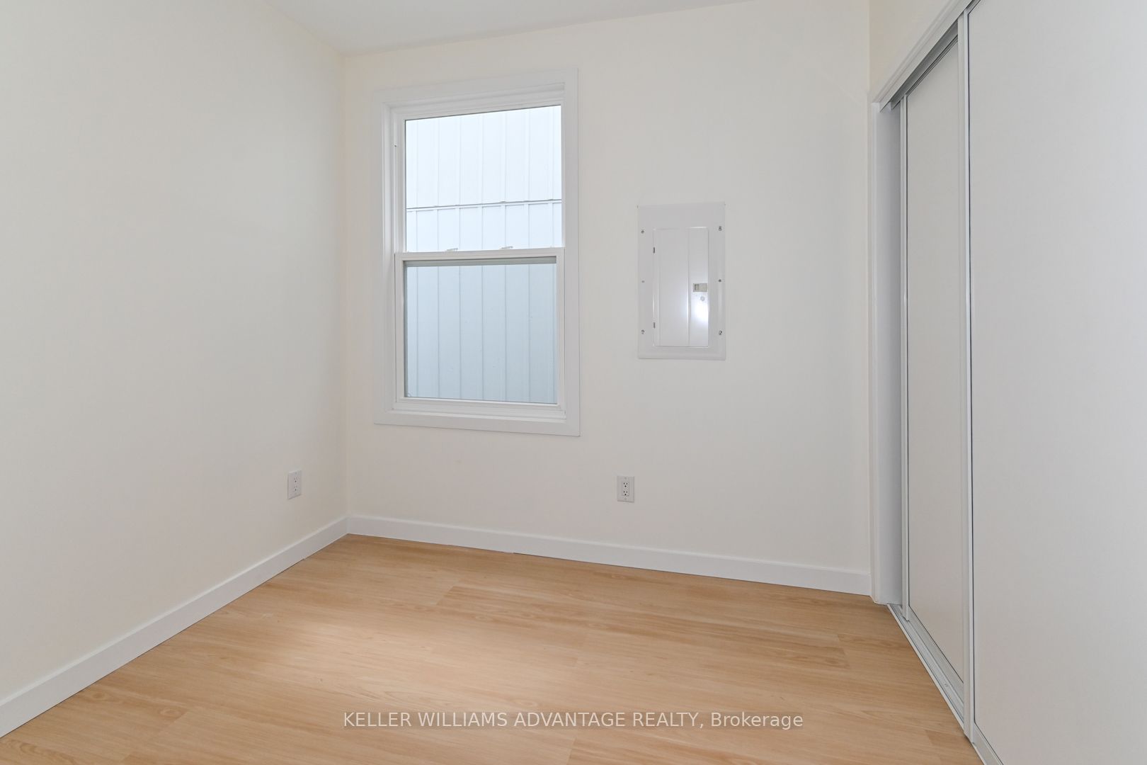 113 Woodbine Avenue #upper