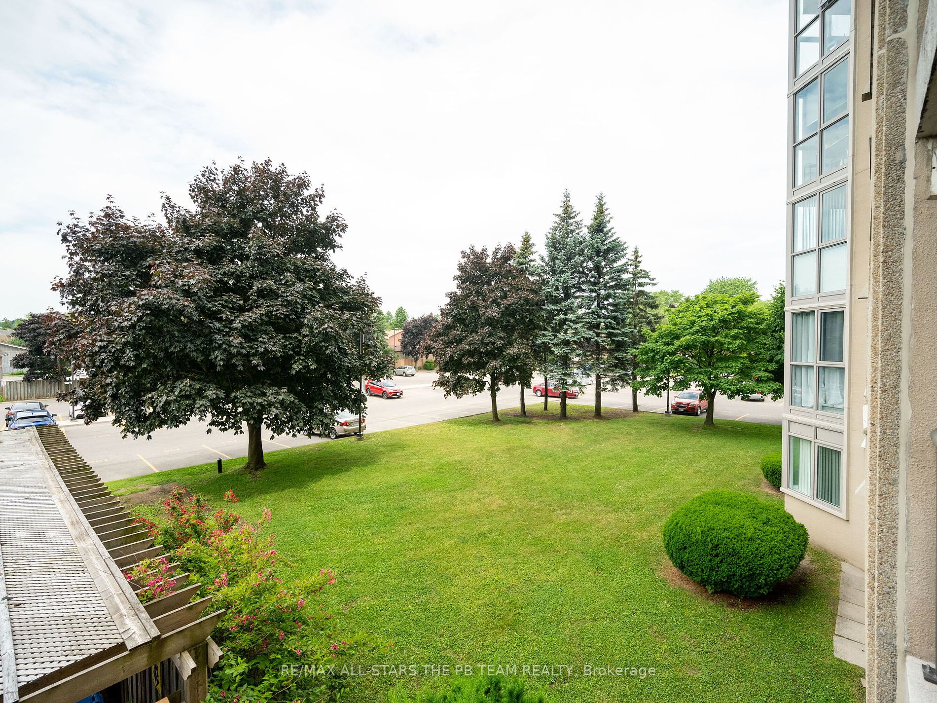 2 Westney Road N #206