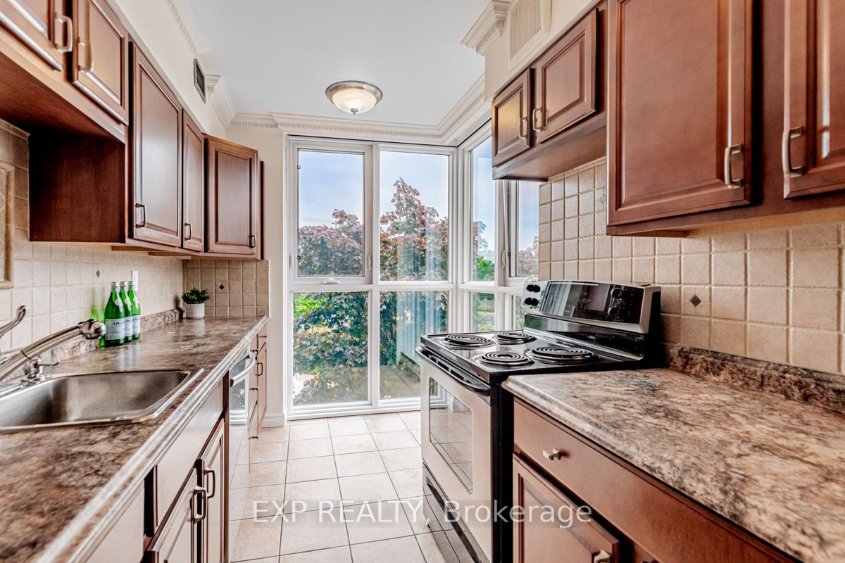 2 Westney Road N #305