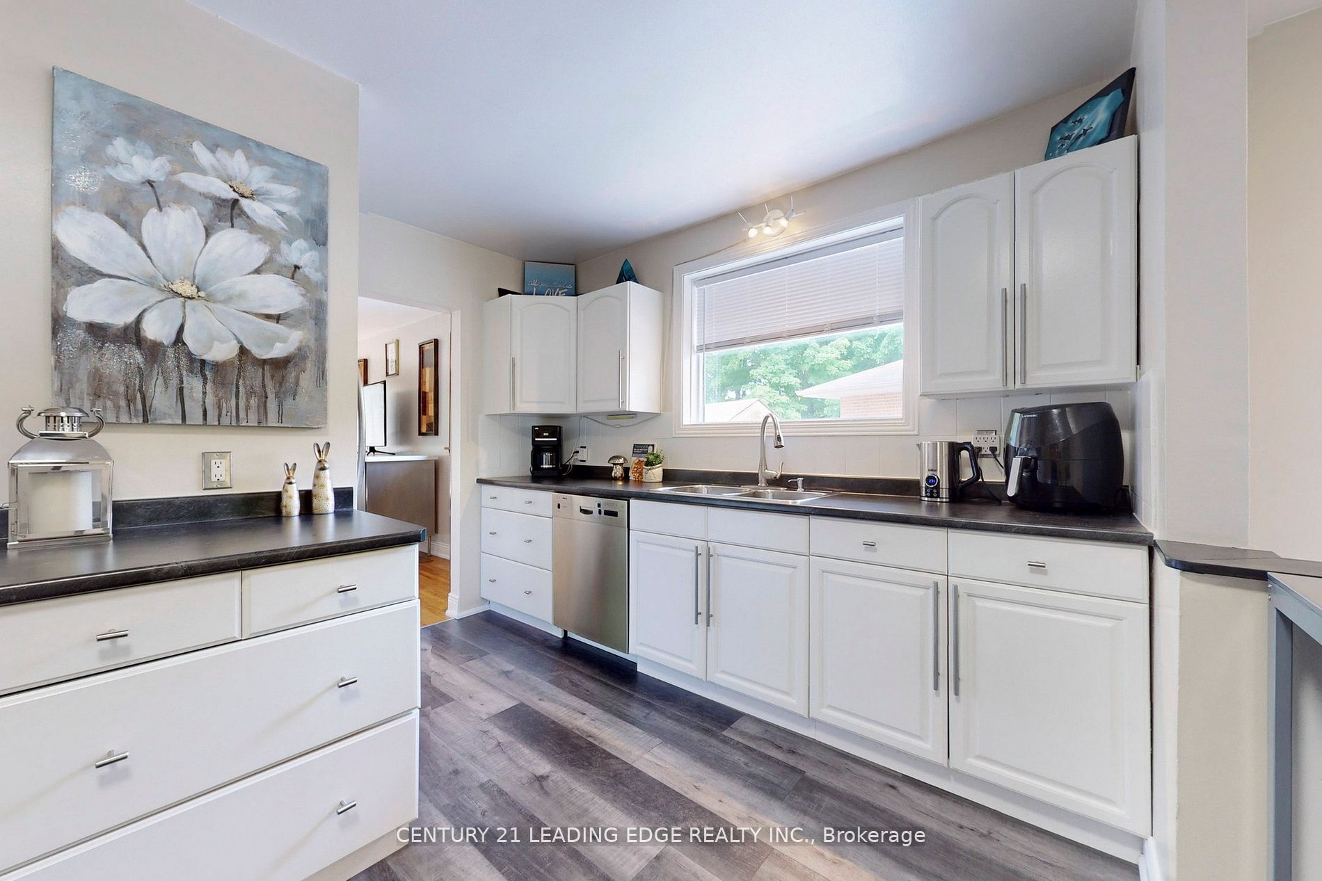 16 Davis Downs Pl