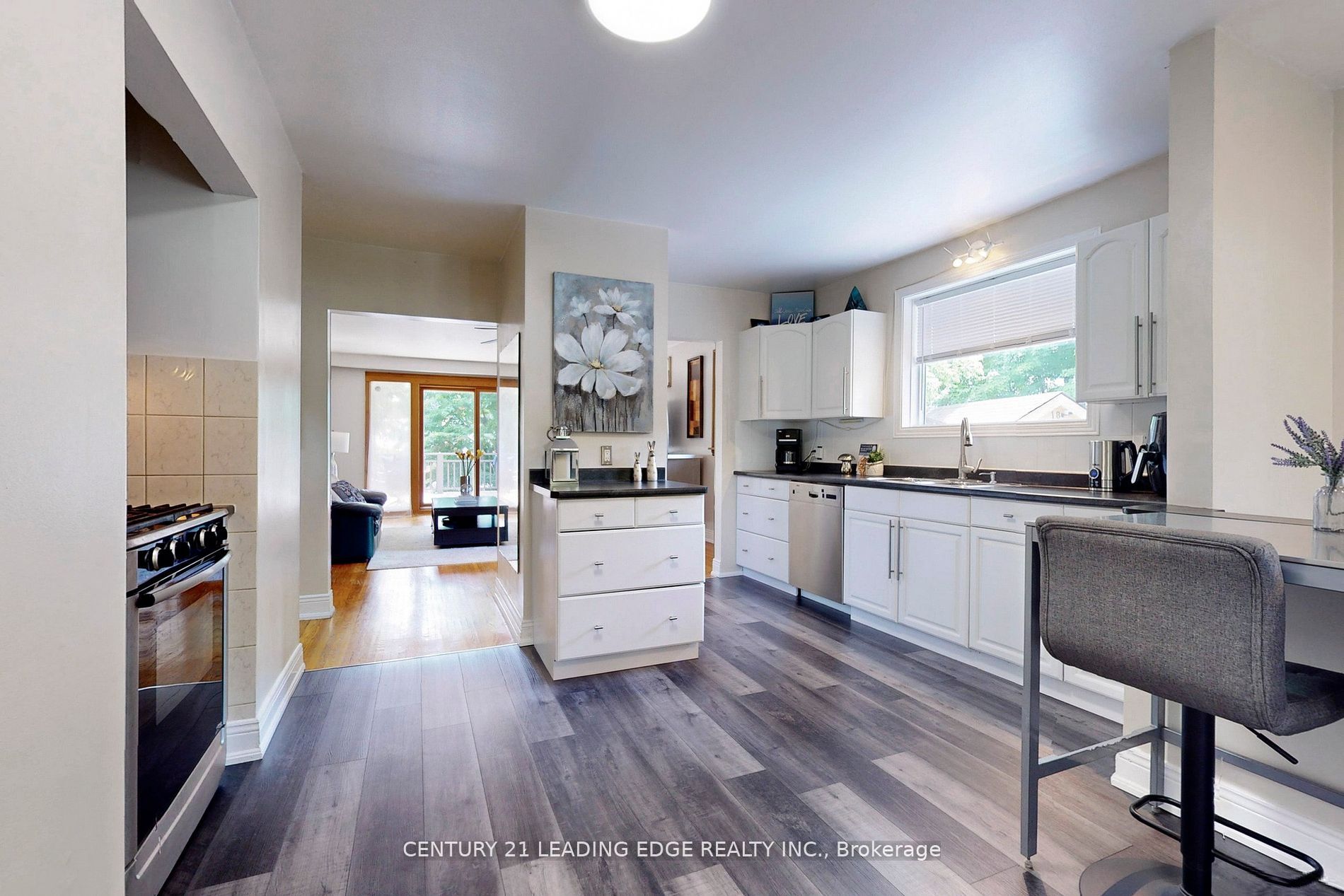 16 Davis Downs Pl