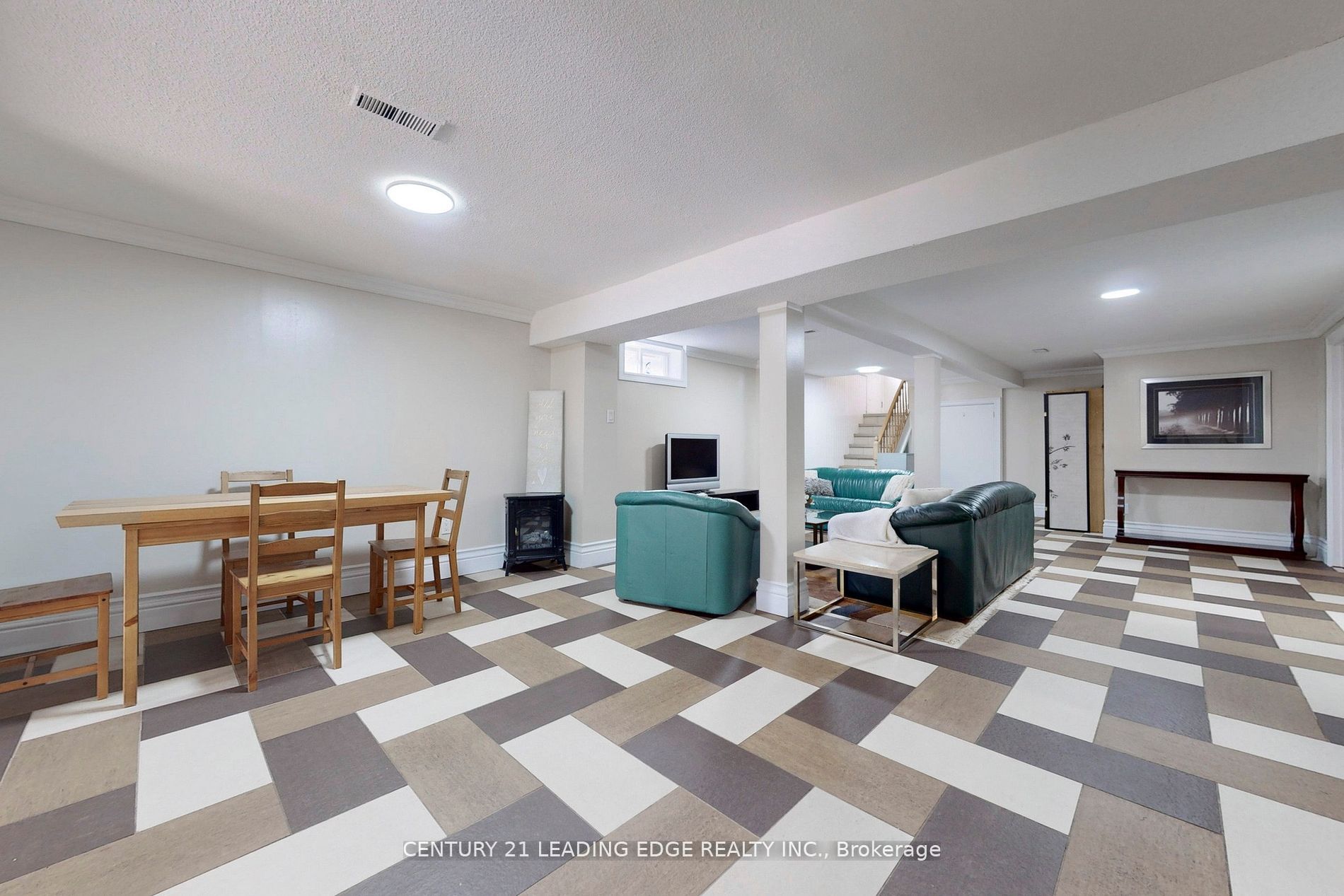 16 Davis Downs Pl