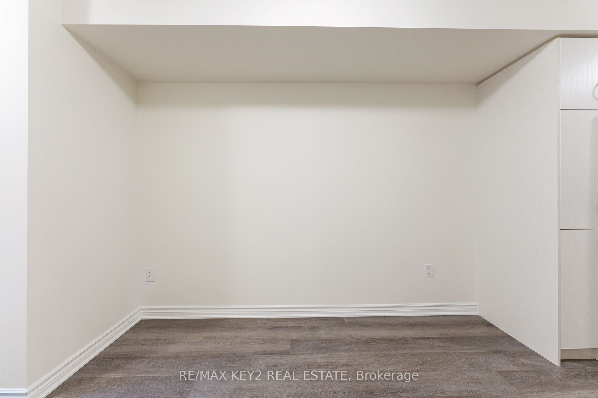 2789 Eglinton Avenue E, #407