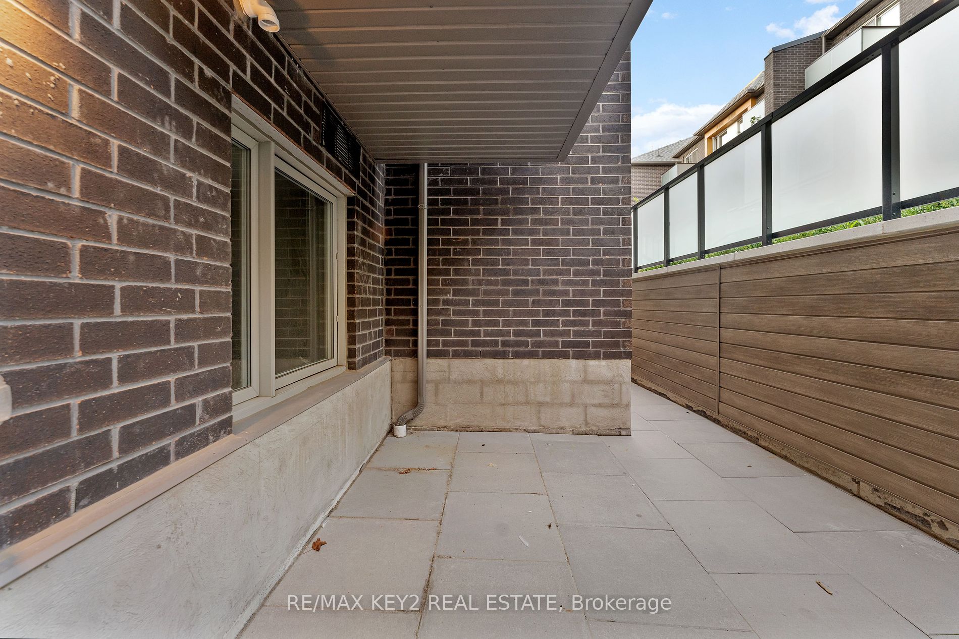 2789 Eglinton Avenue E, #407