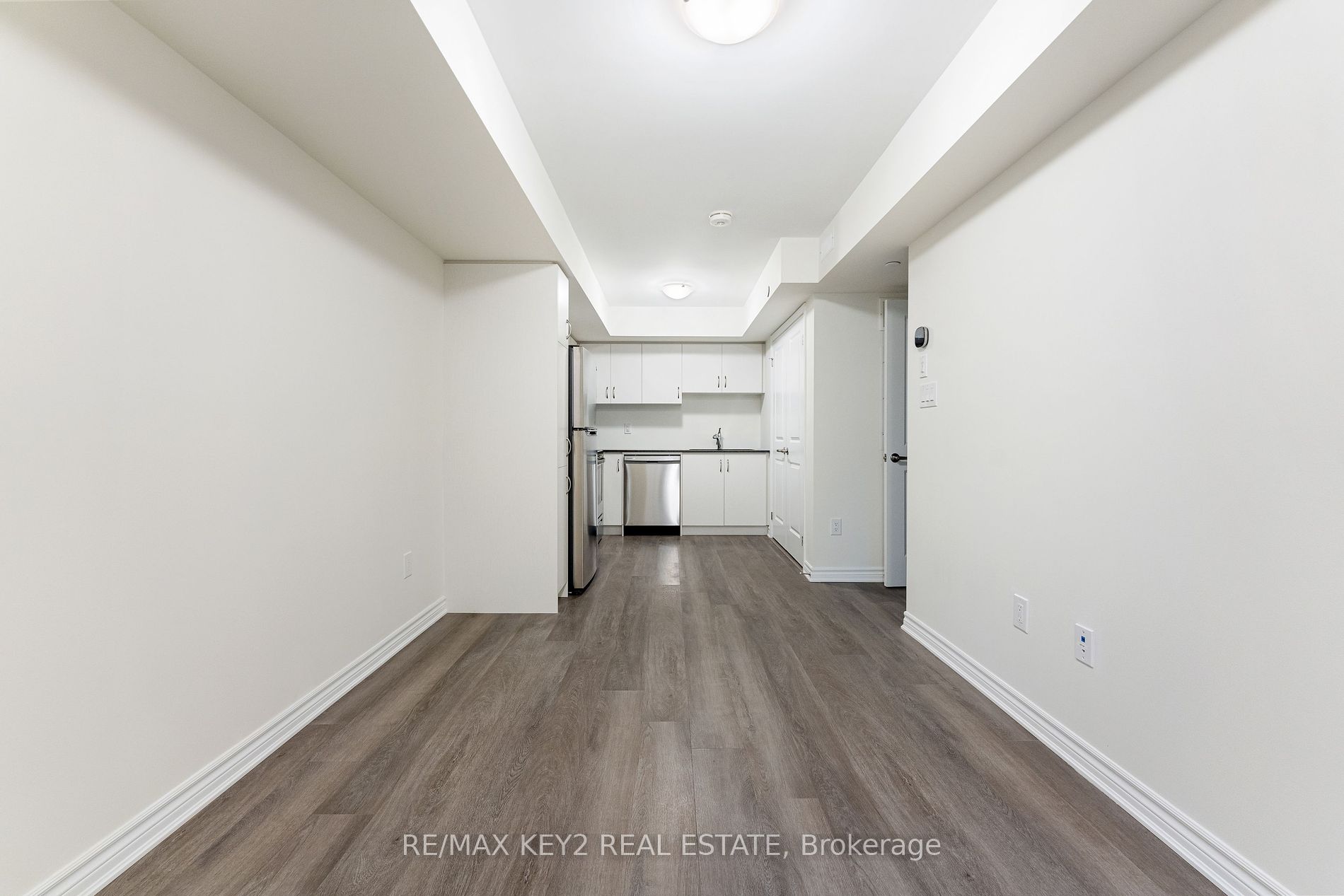 2789 Eglinton Avenue E, #407