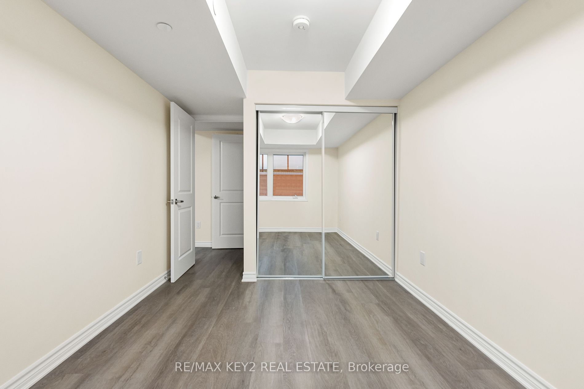 2789 Eglinton Avenue E, #407