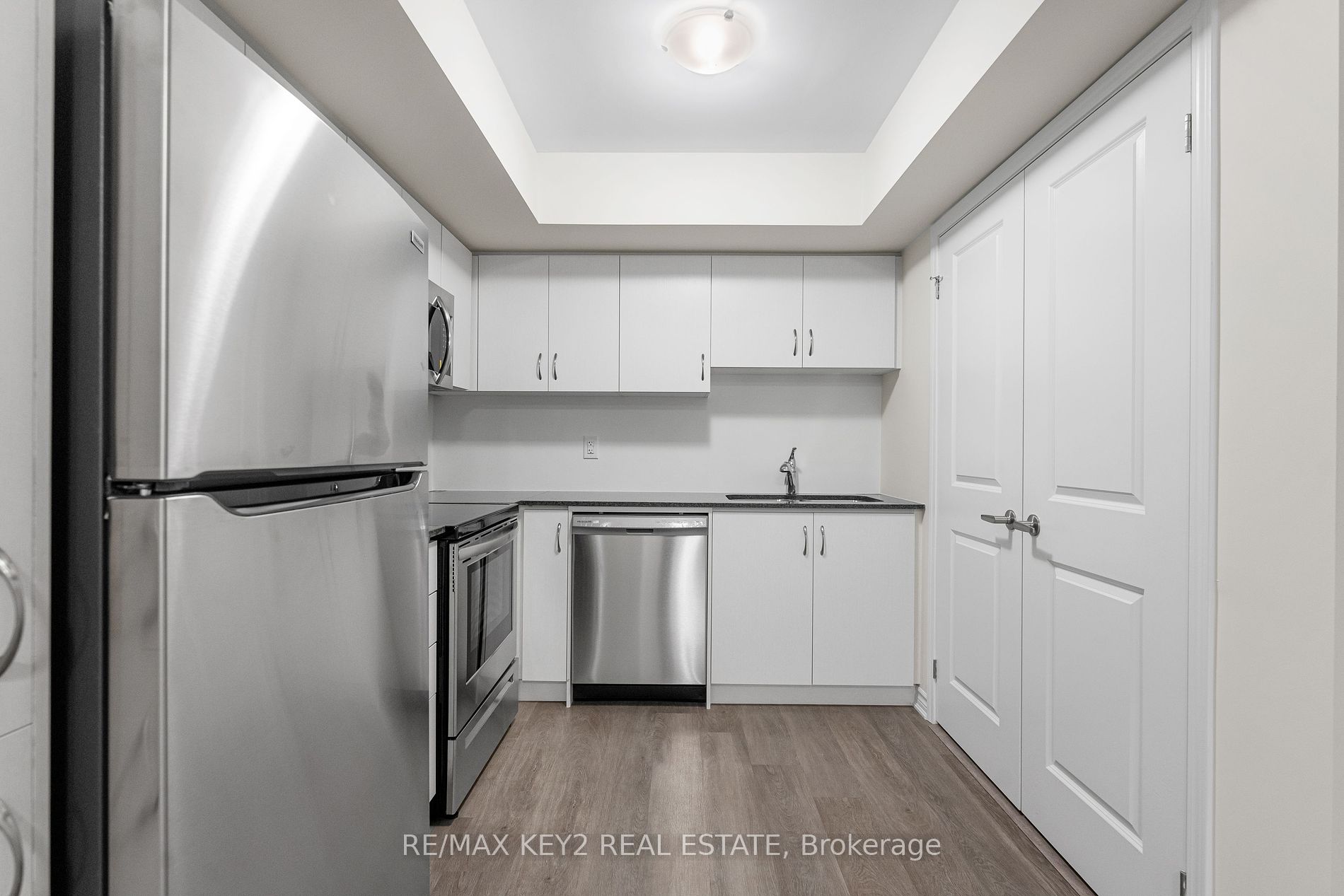 2789 Eglinton Avenue E, #407