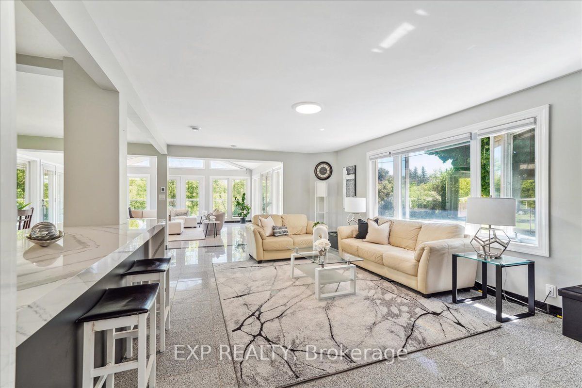 3505 Cochrane Street