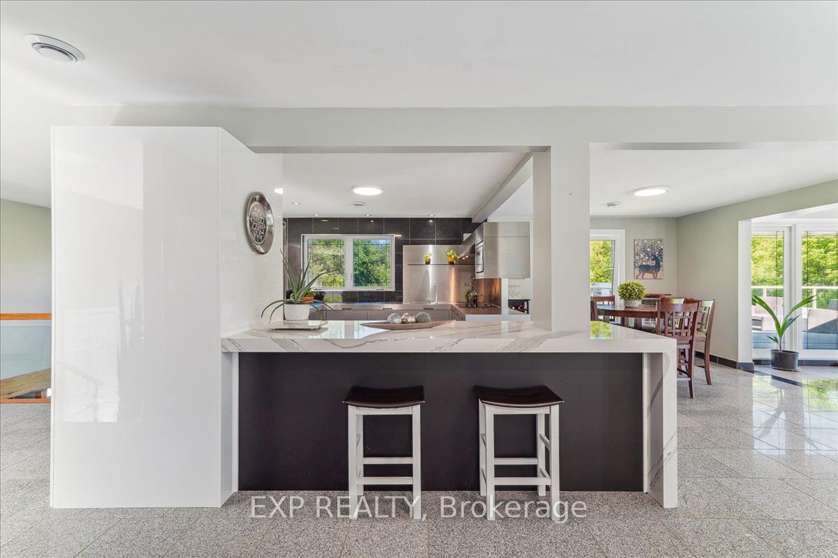 3505 Cochrane Street
