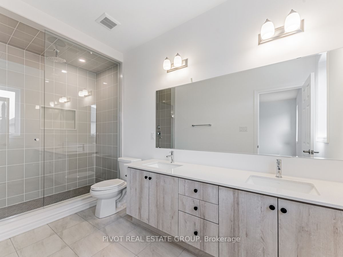 39 Waterfront Cres
