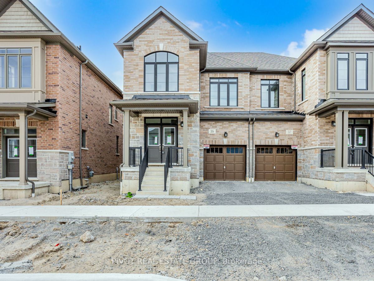 39 Waterfront Cres