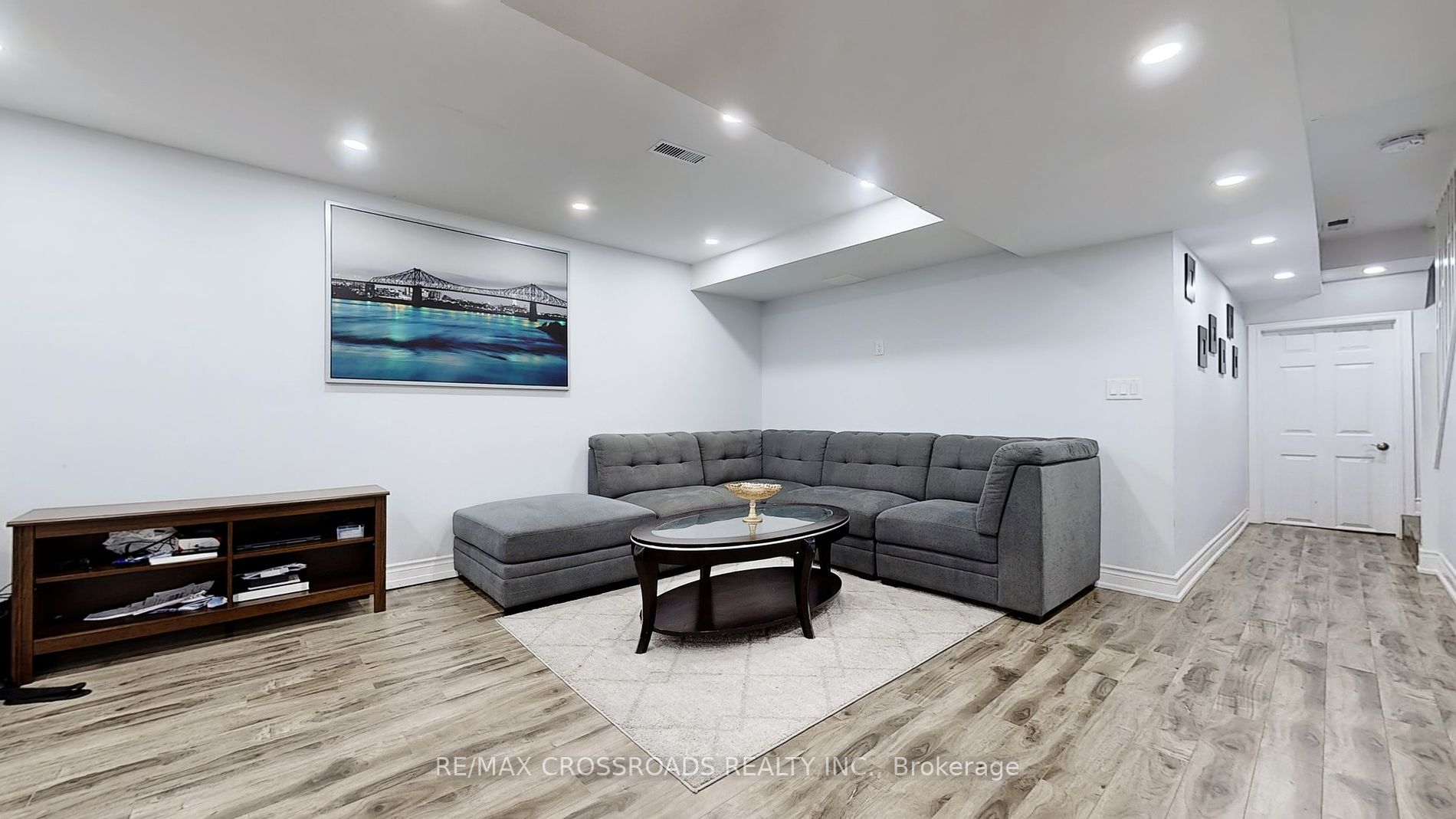 45 Tozer Crescent