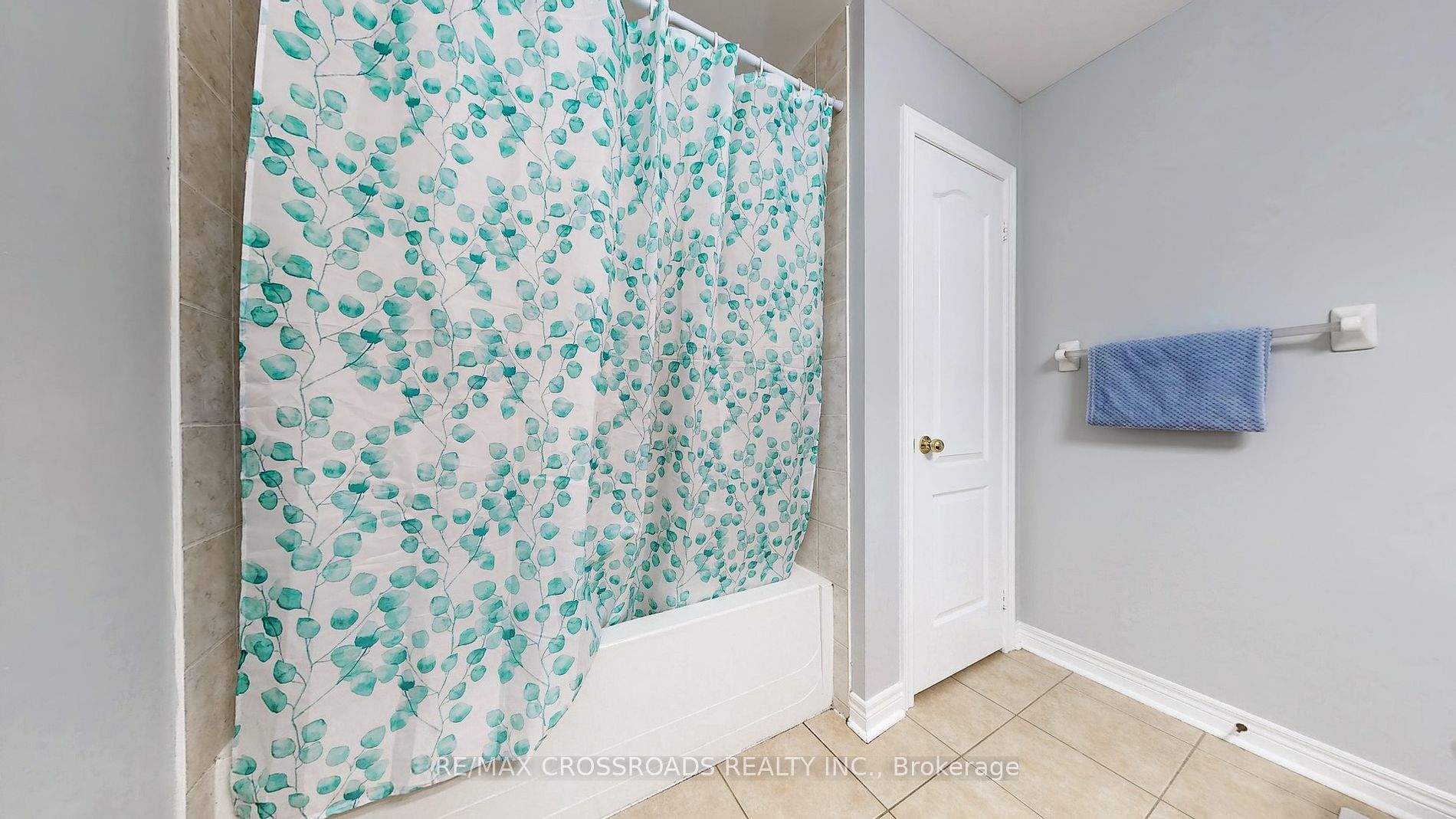 45 Tozer Crescent