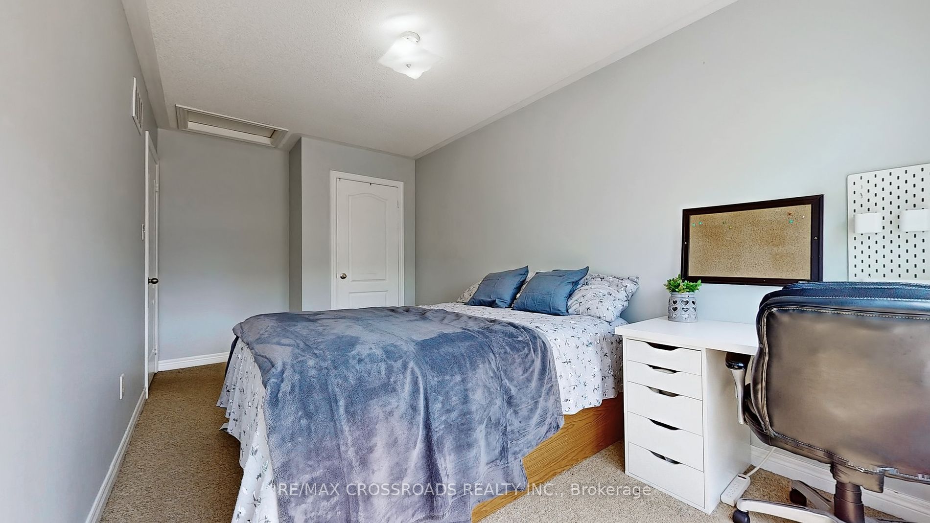 45 Tozer Crescent