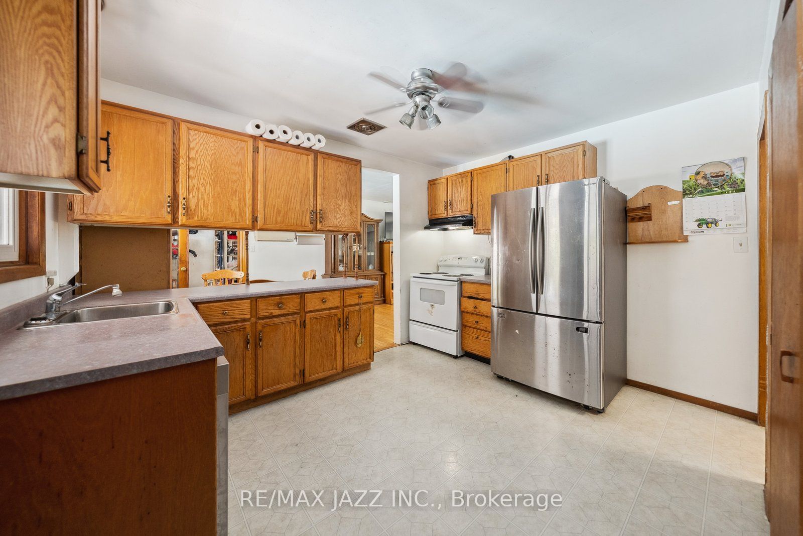 19020 Simcoe St